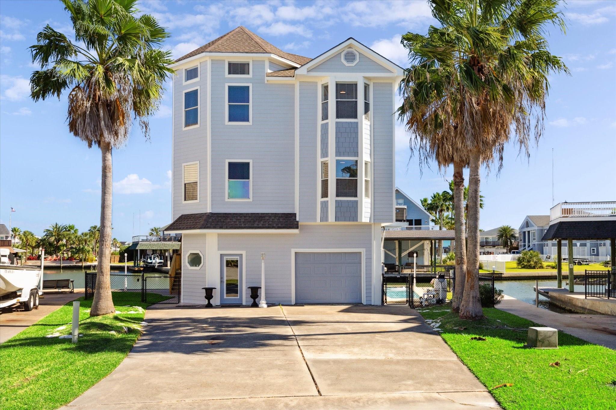 210 Easterly — photo