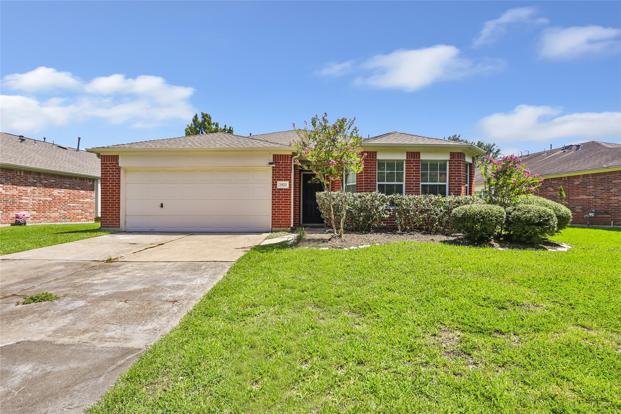 2822 Foster Hill Drive — photo