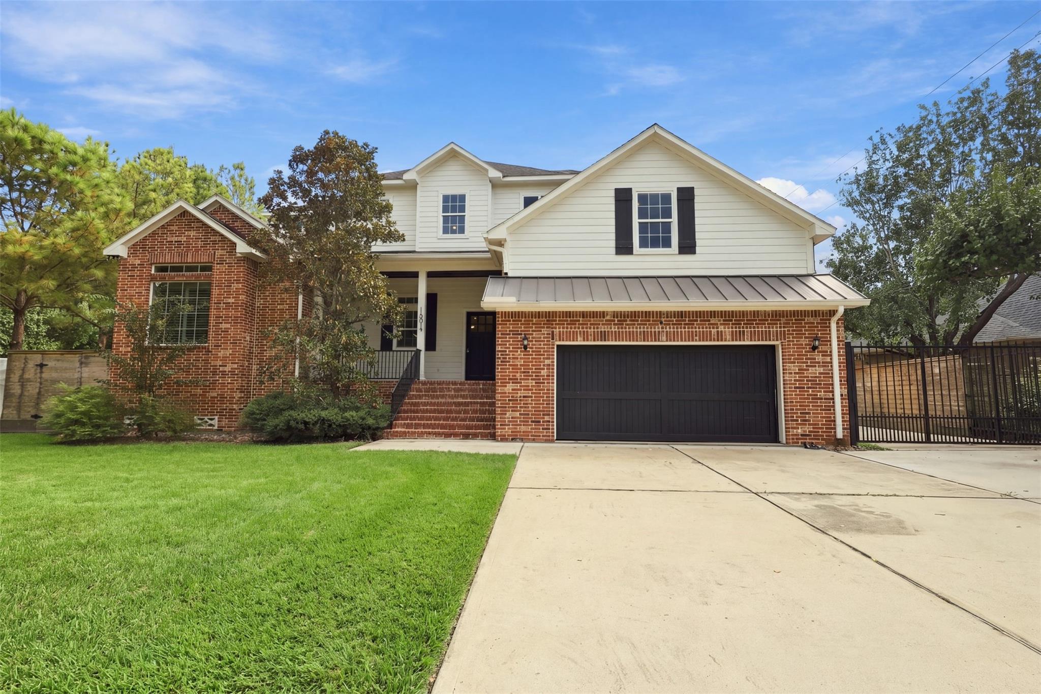 16017 Kube Court — photo