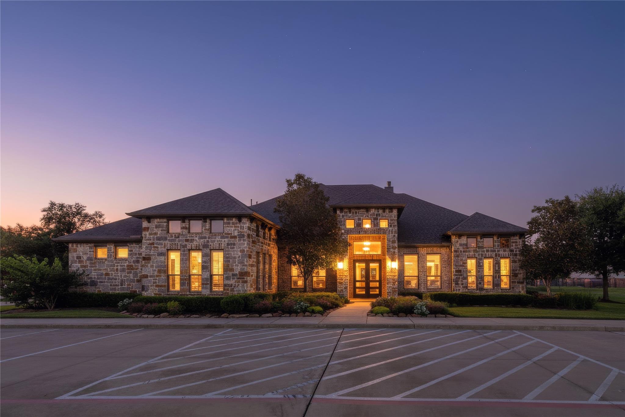 32400 SH 249 — photo