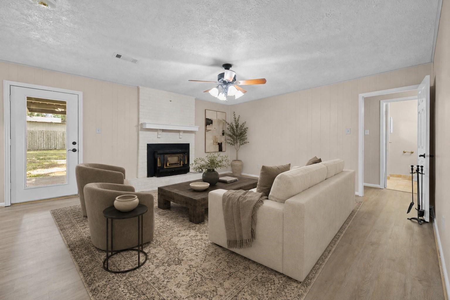 624 Morrison Drive — photo