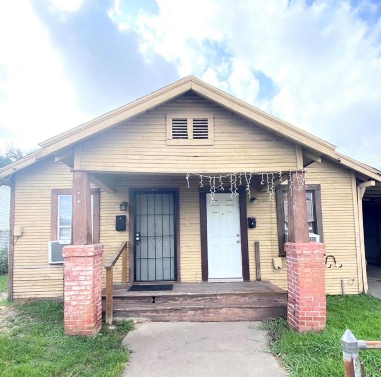 412 N Bryan Street — photo