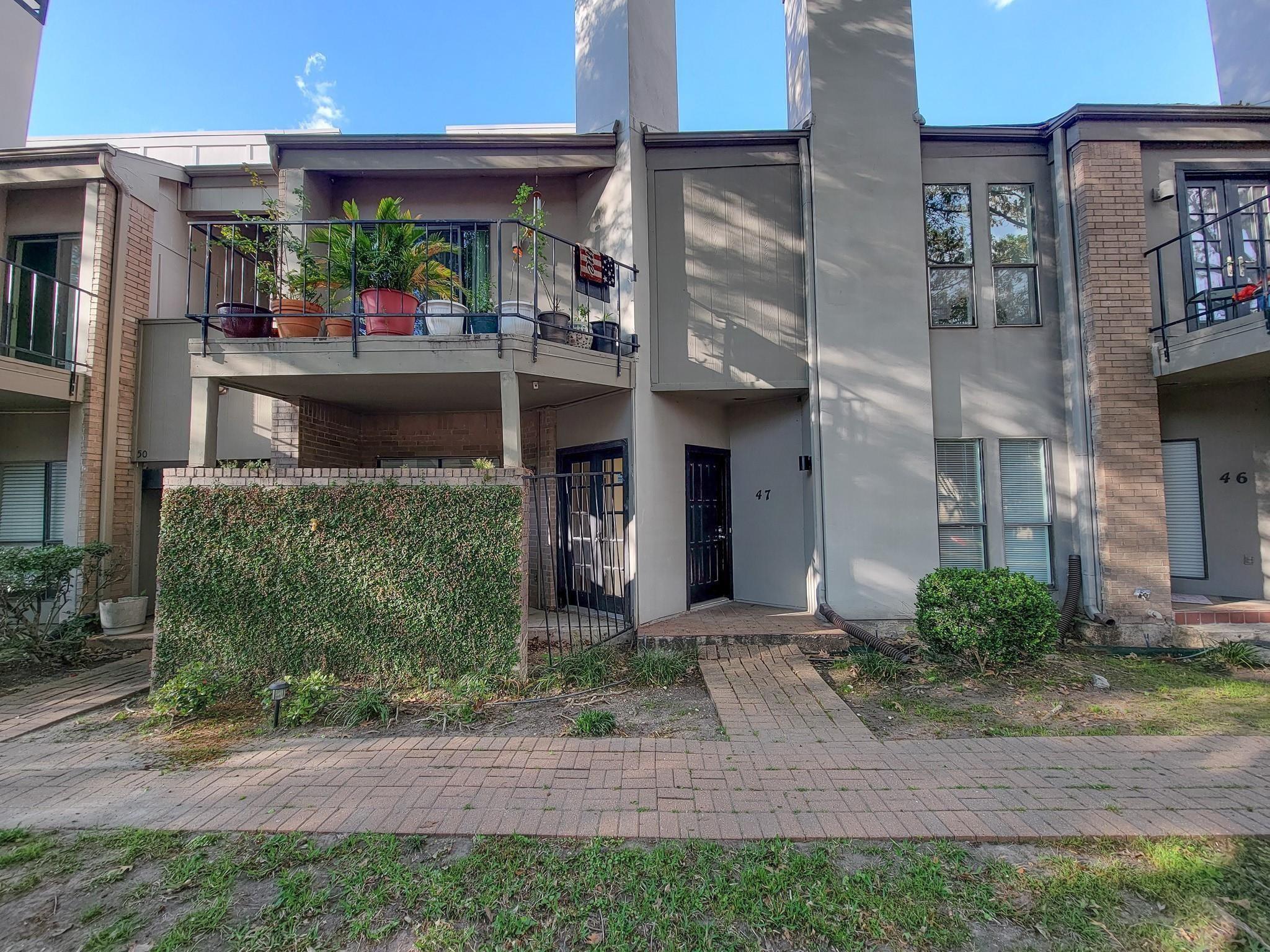 10811 Richmond Avenue #47 — photo