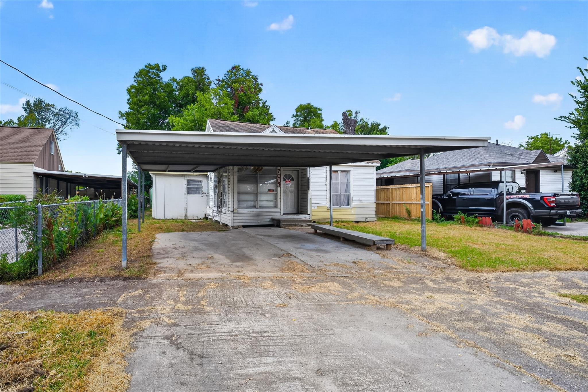 7003 Myrtle Street — photo