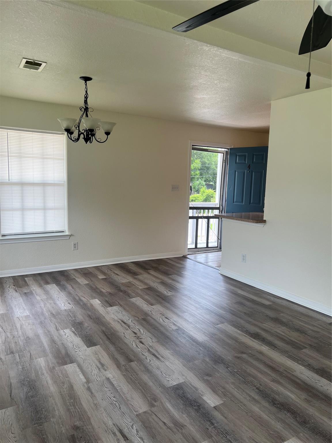 827 Algoa Friendswood Road #4 — photo