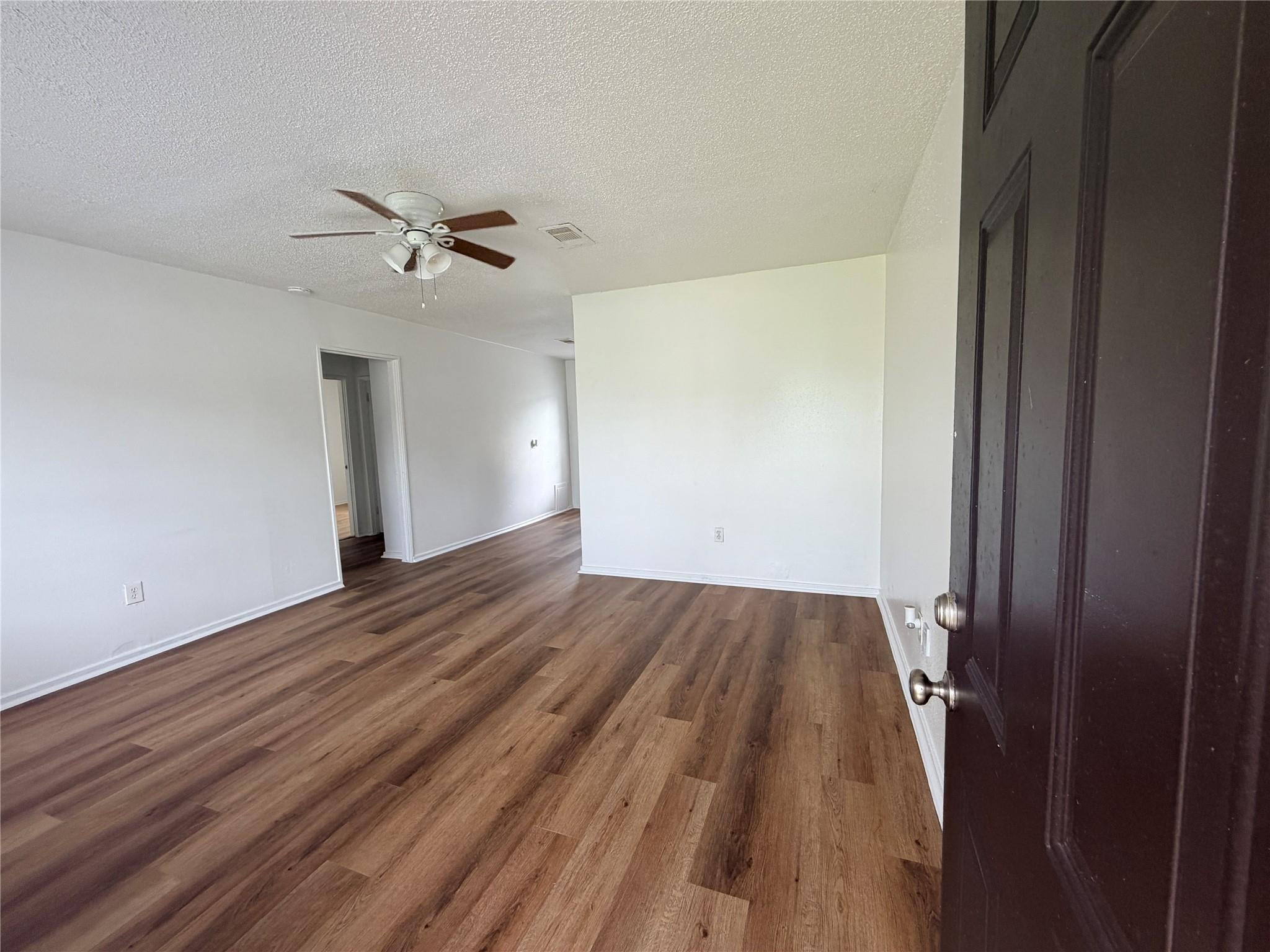 5418 Myrtlewood Street — photo