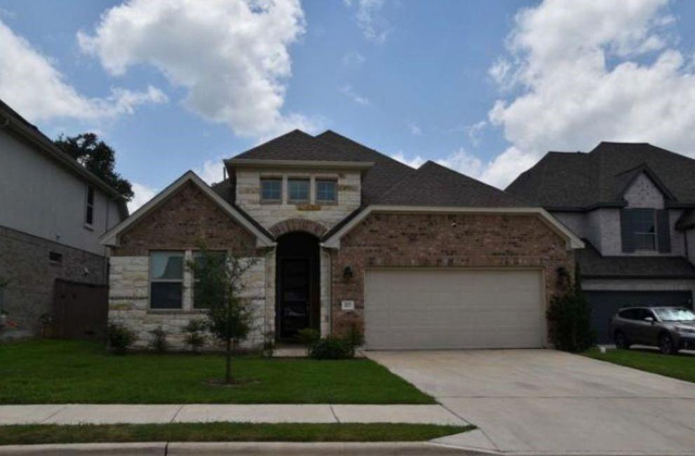377 Jefferson Drive — photo