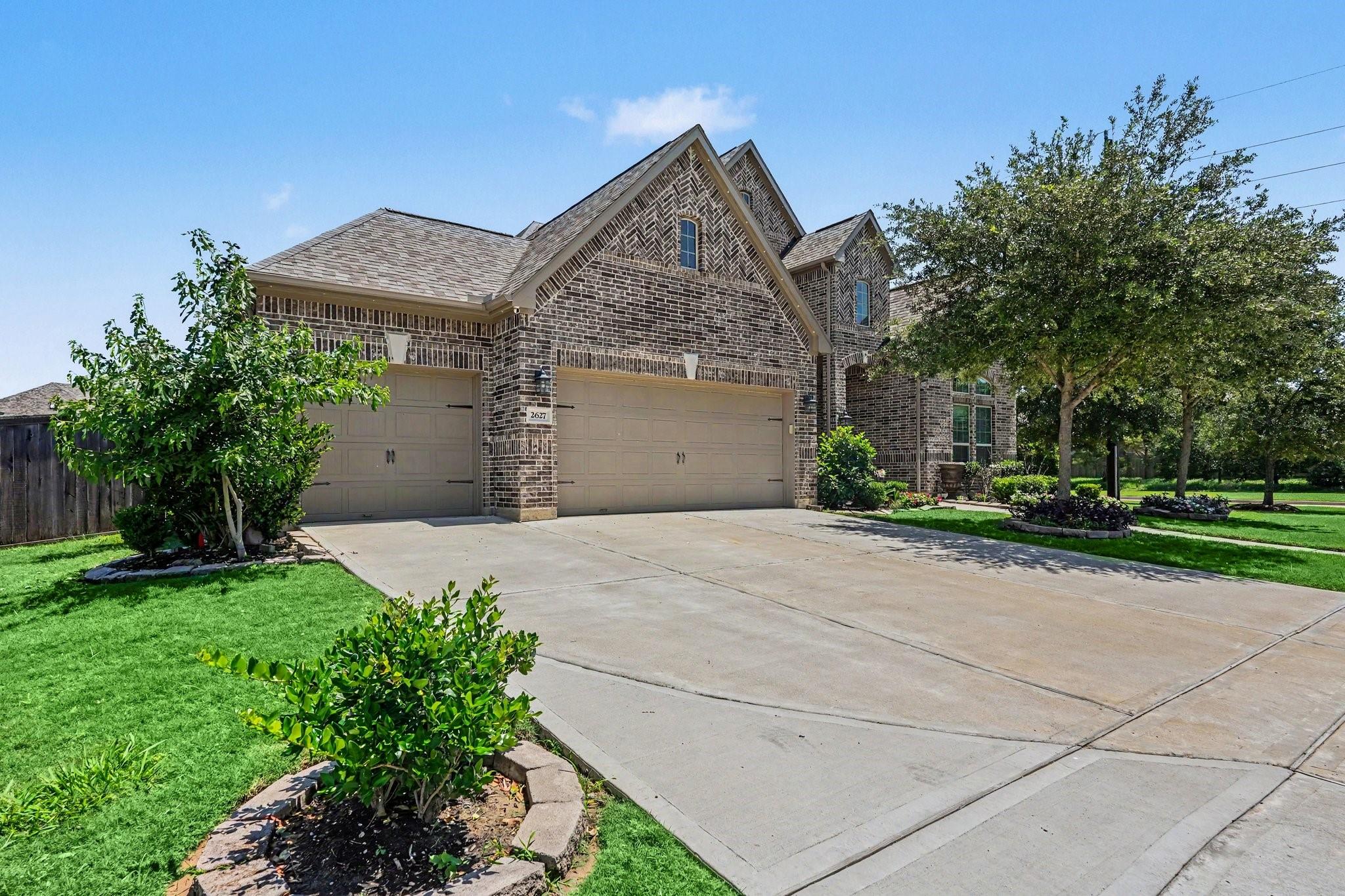 2627 Petunia Valley Drive — photo