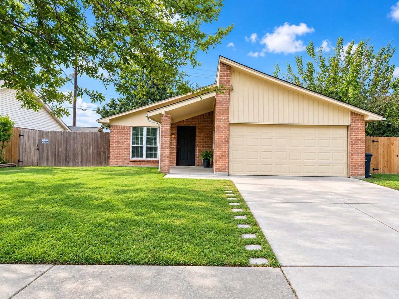 8515 Twisting Vine Lane — photo
