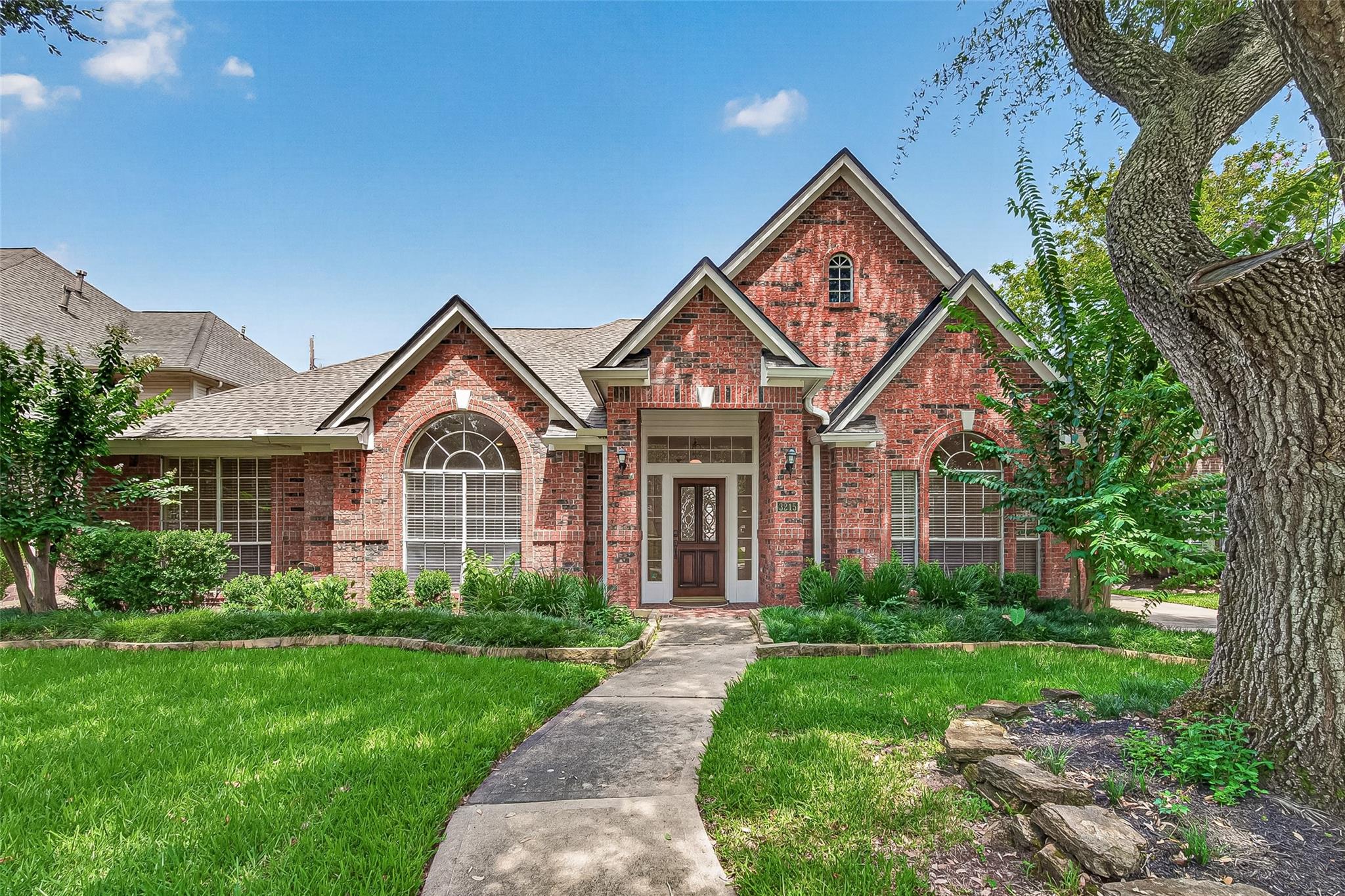3215 Quiet Lake Drive — photo