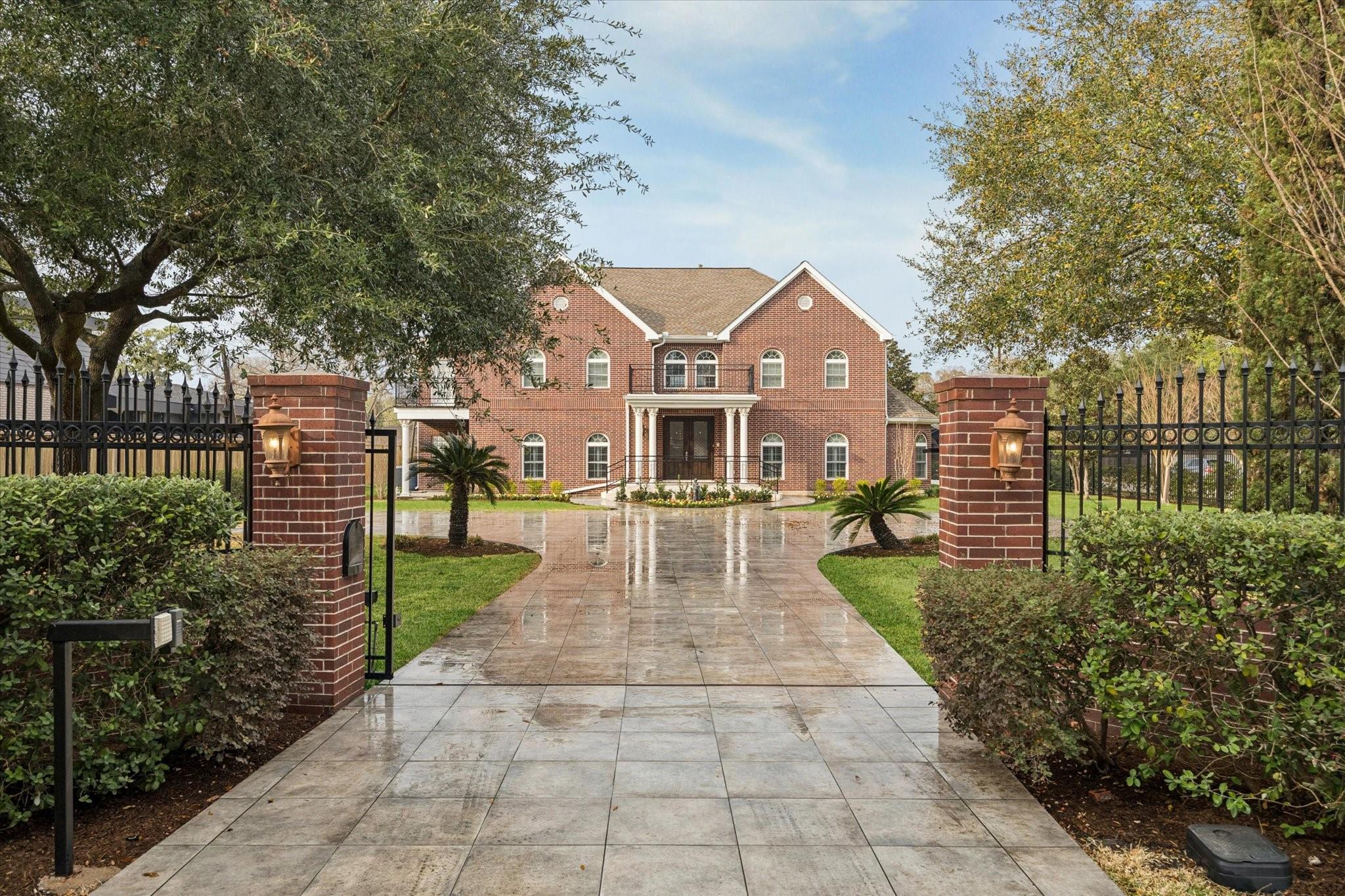 9206 Westview Drive — photo