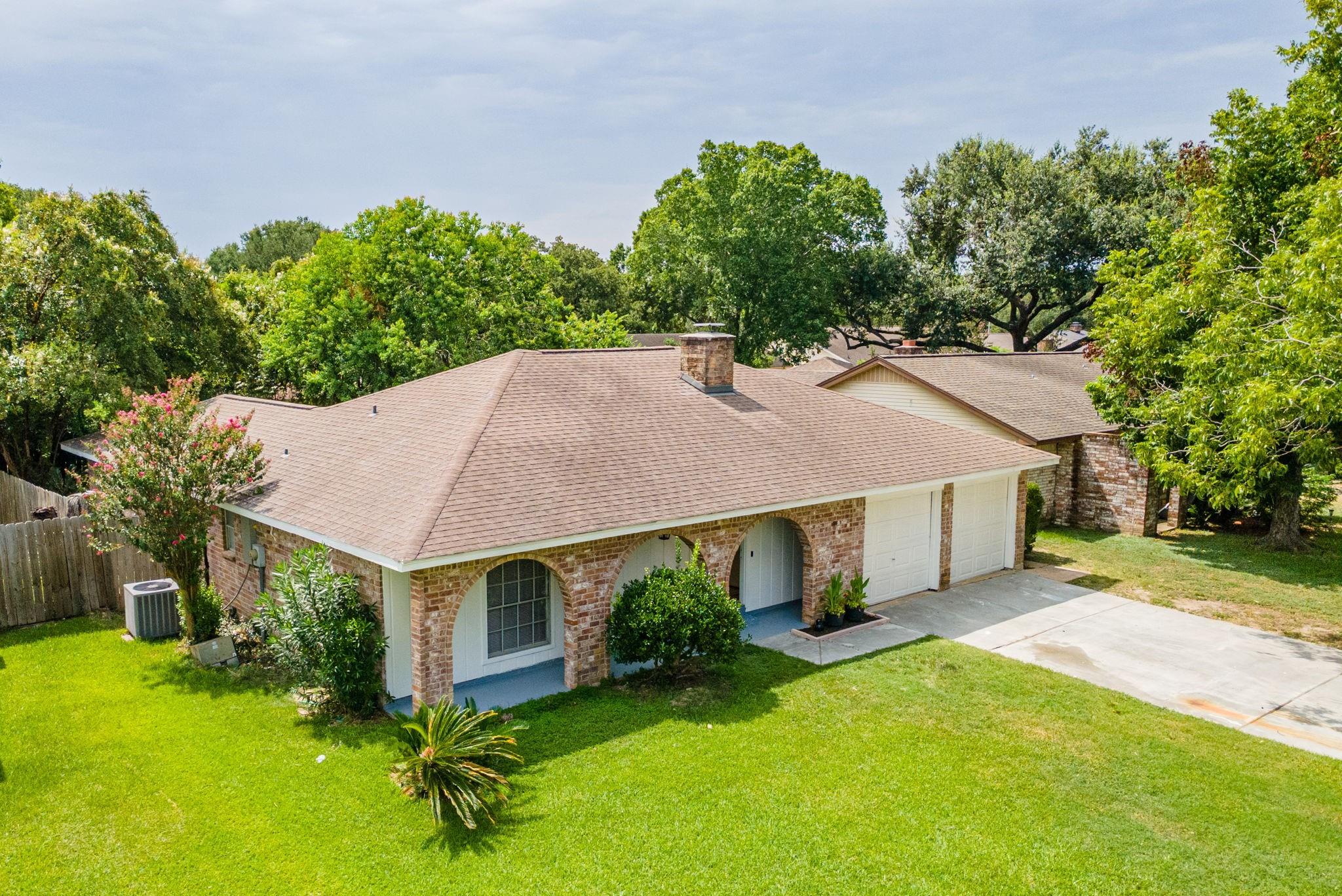 8819 Stone Brook Lane — photo