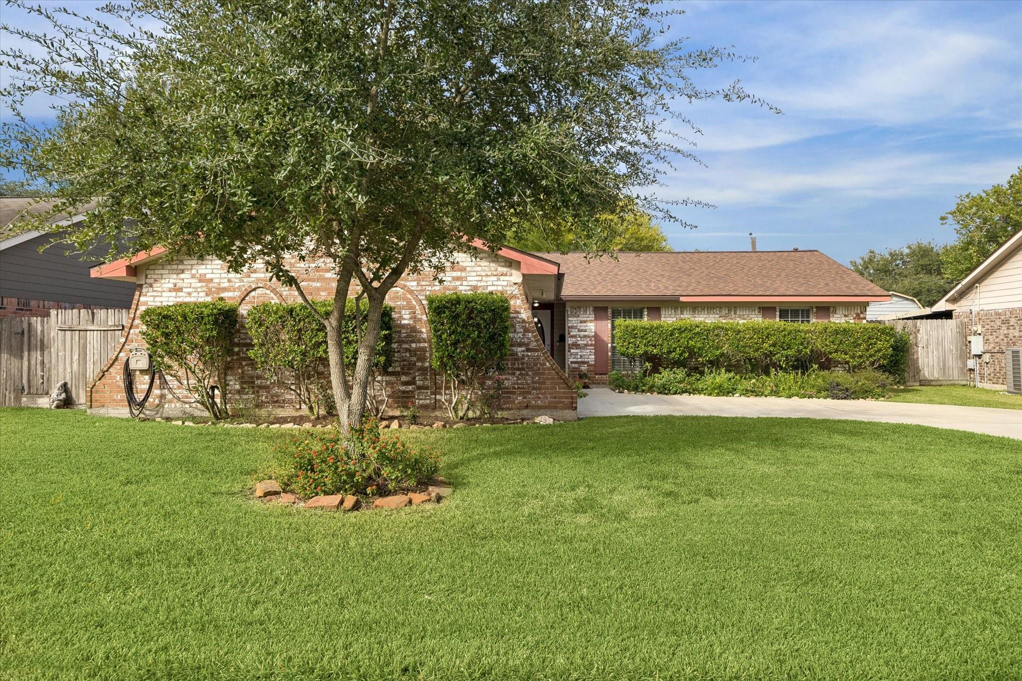 2310 Francis Drive — photo