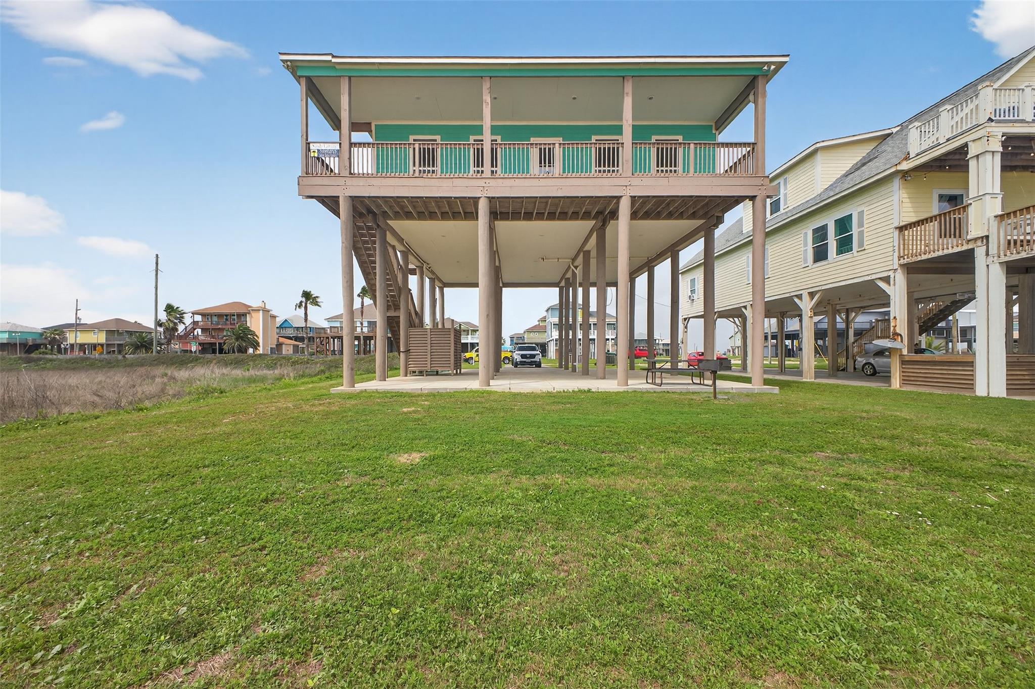 1410 Gulf — photo