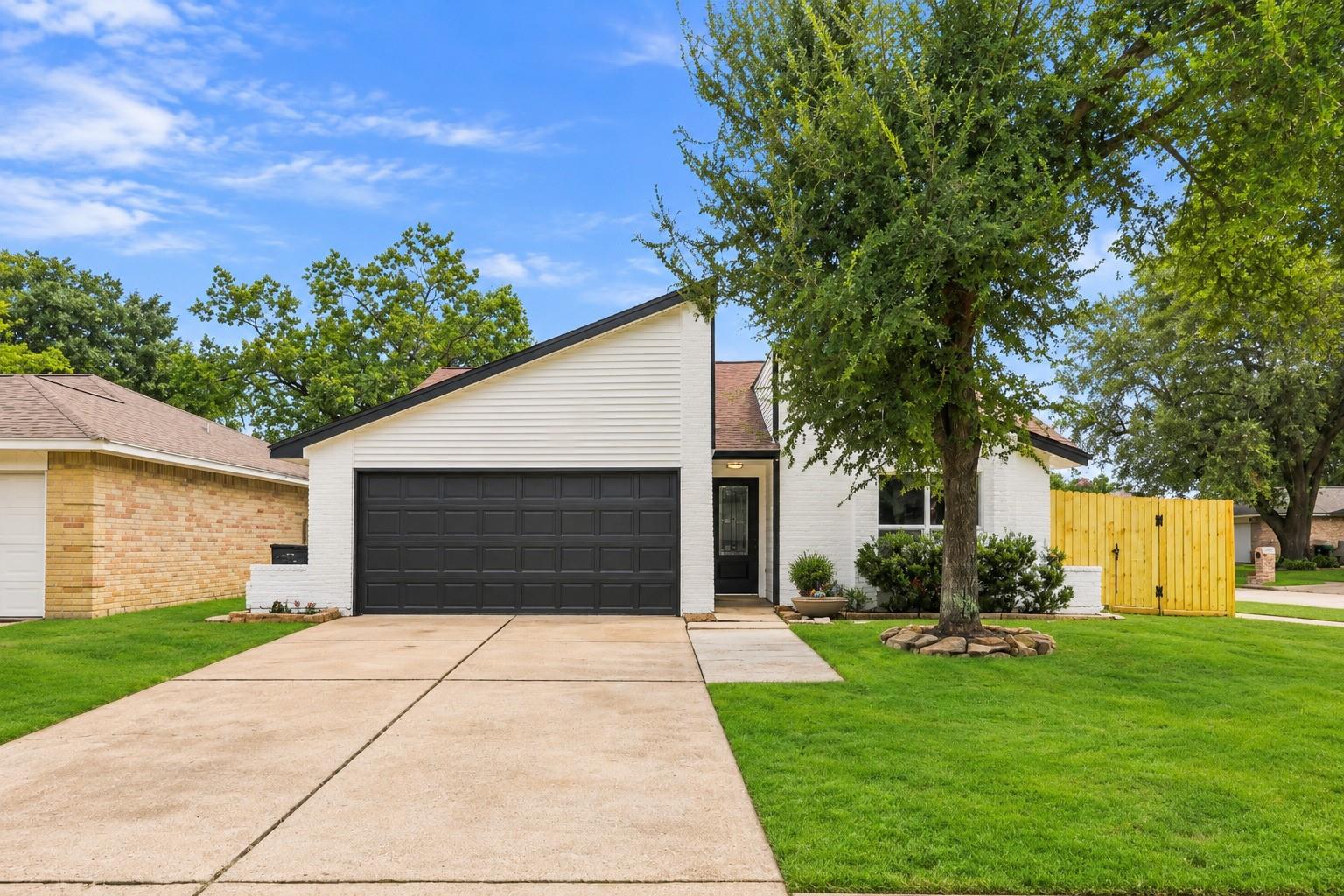 7502 Kite Hill Drive — photo