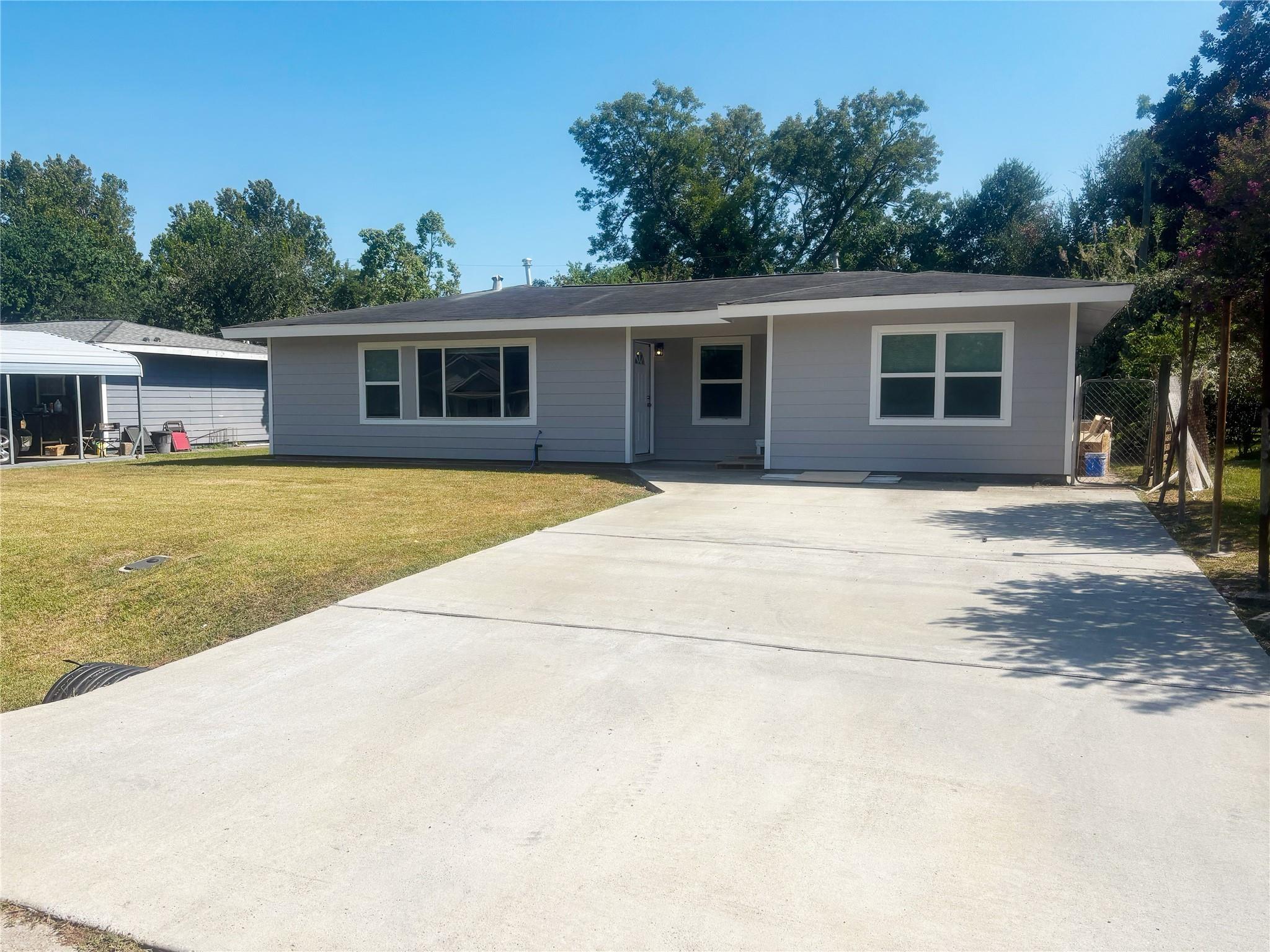 225 Sarlee Drive — photo