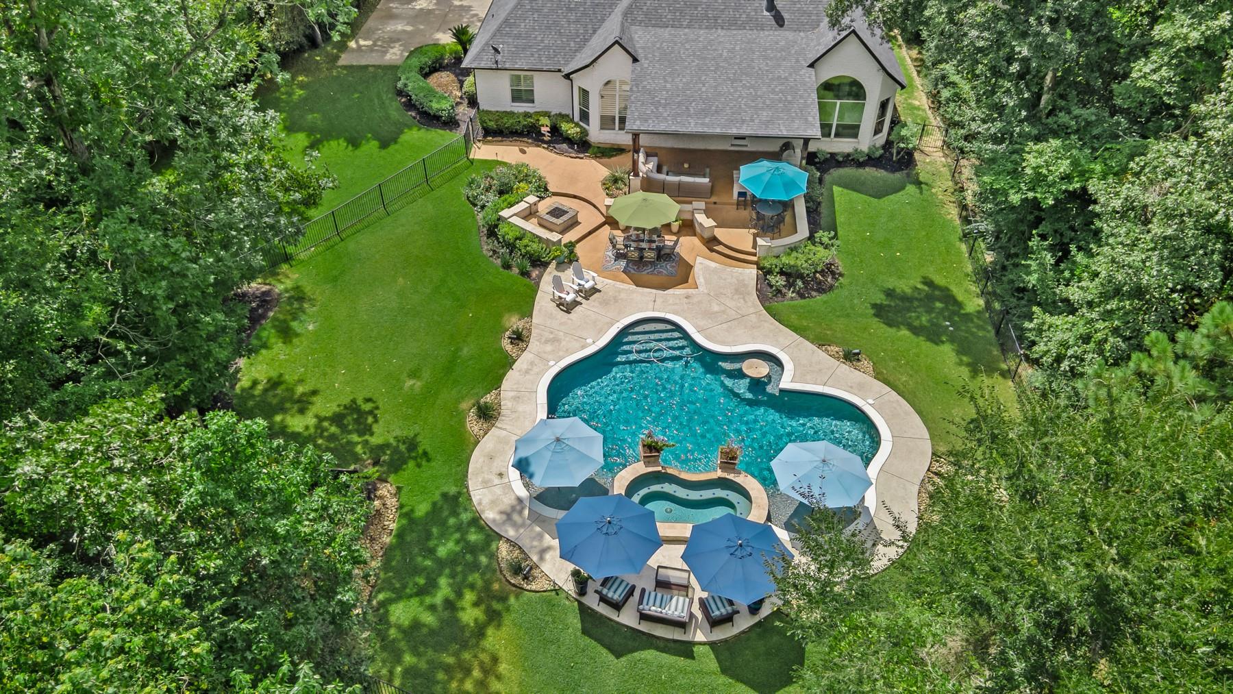 8979 Forest Lake Drive — photo
