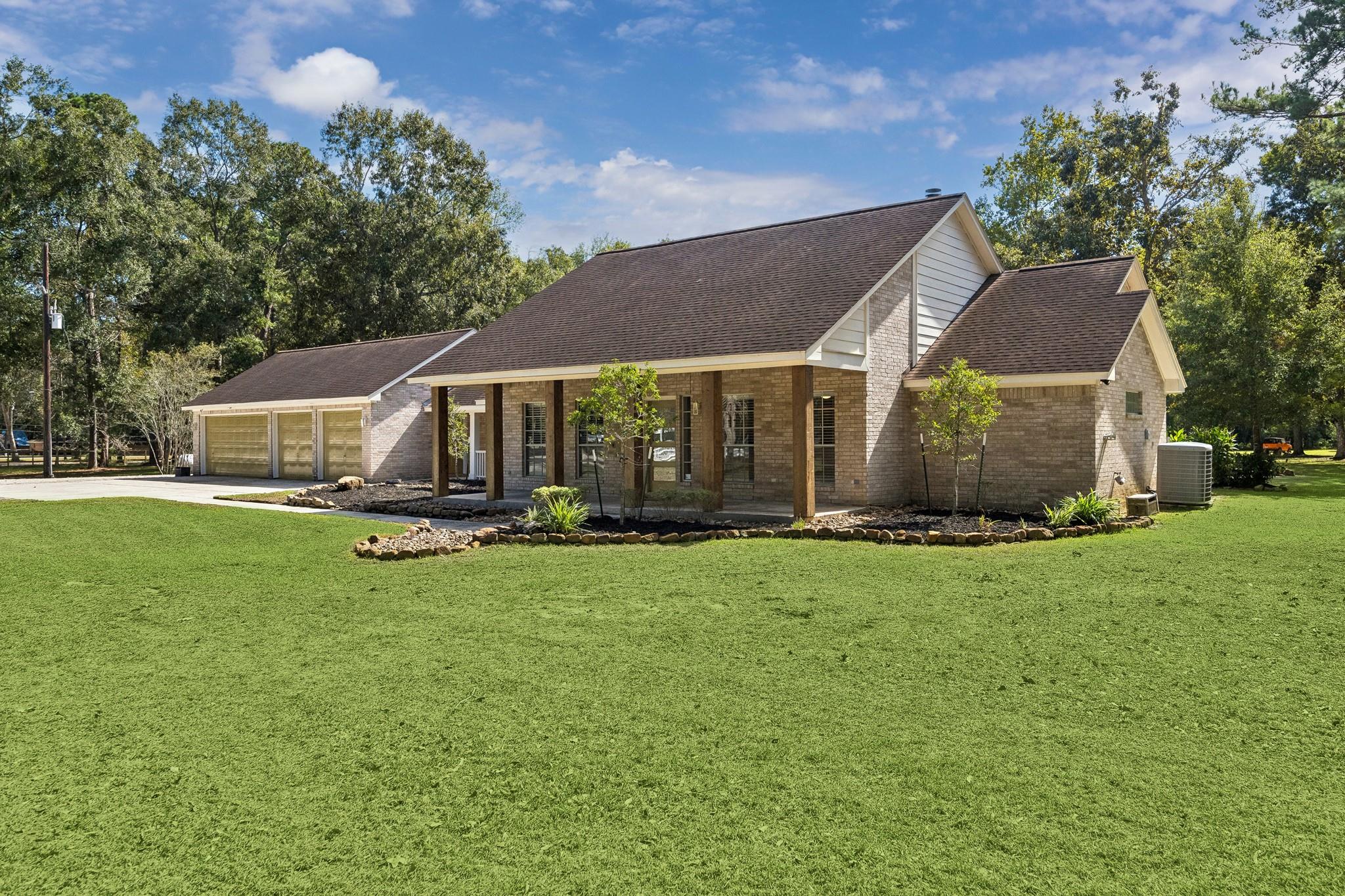 906 Valley Commons Drive — photo