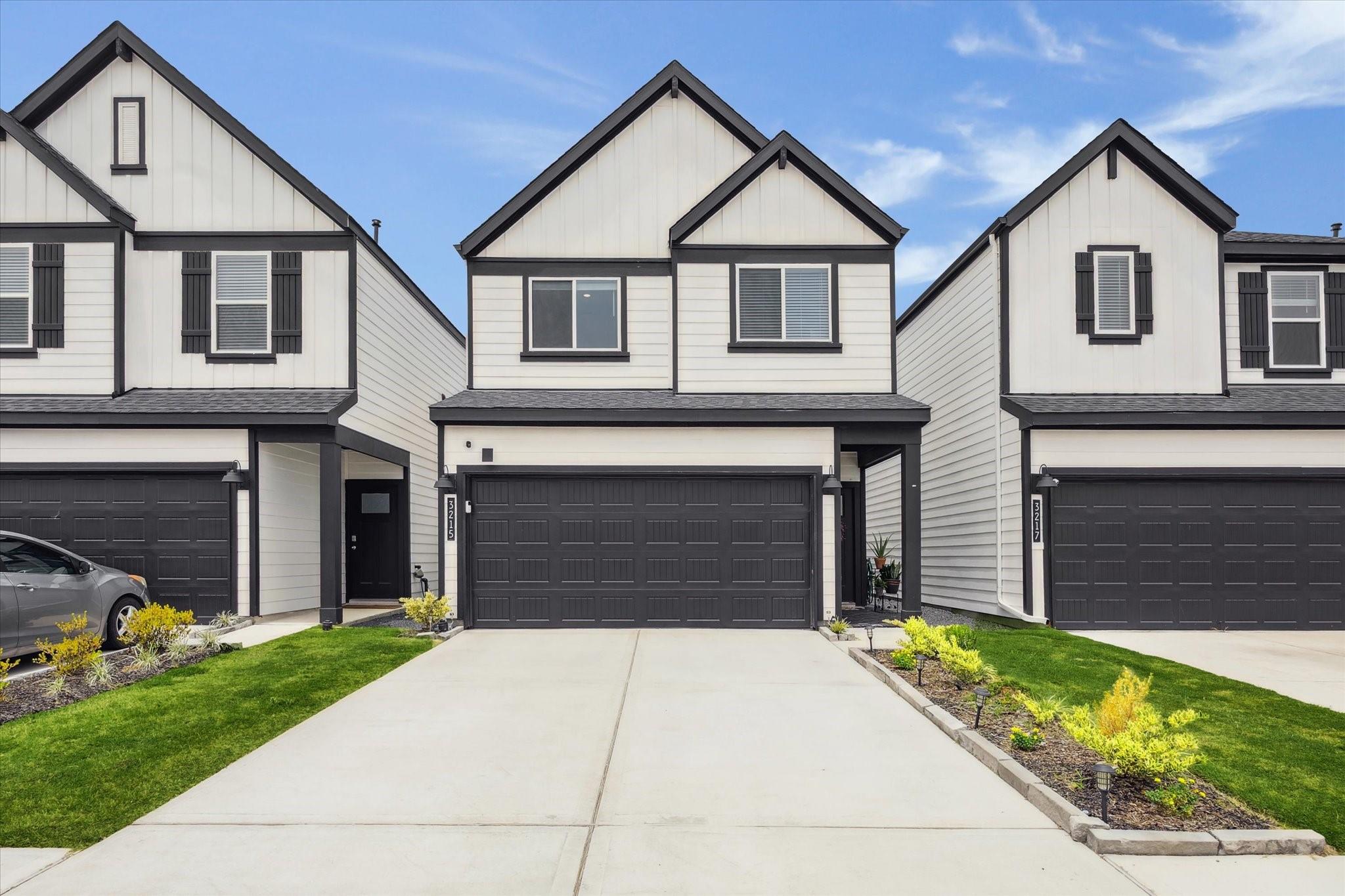 3215 Creston Gate Drive — photo