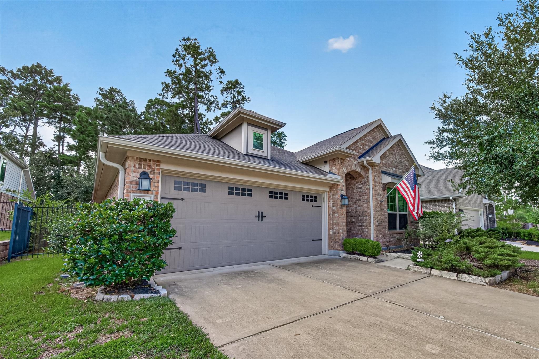 19 Dawson Woods Court — photo