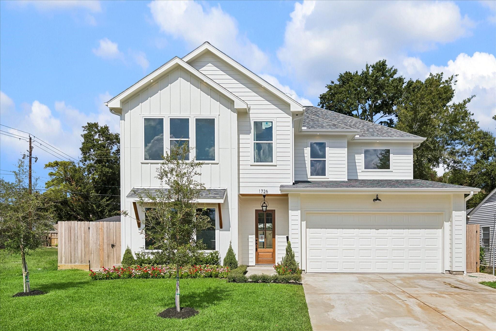 1726 Chantilly Lane — photo
