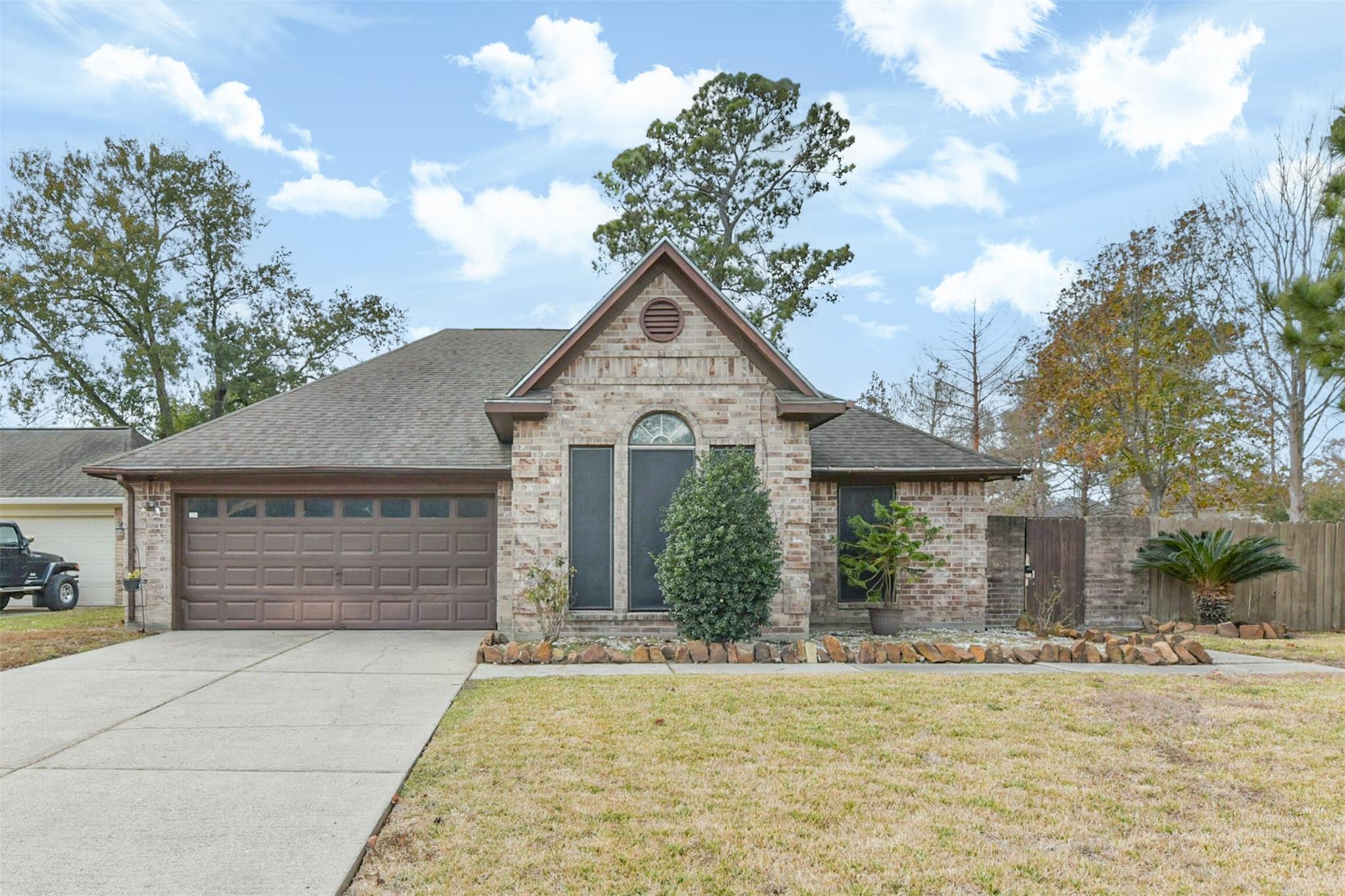 338 Grand Oaks Boulevard — photo