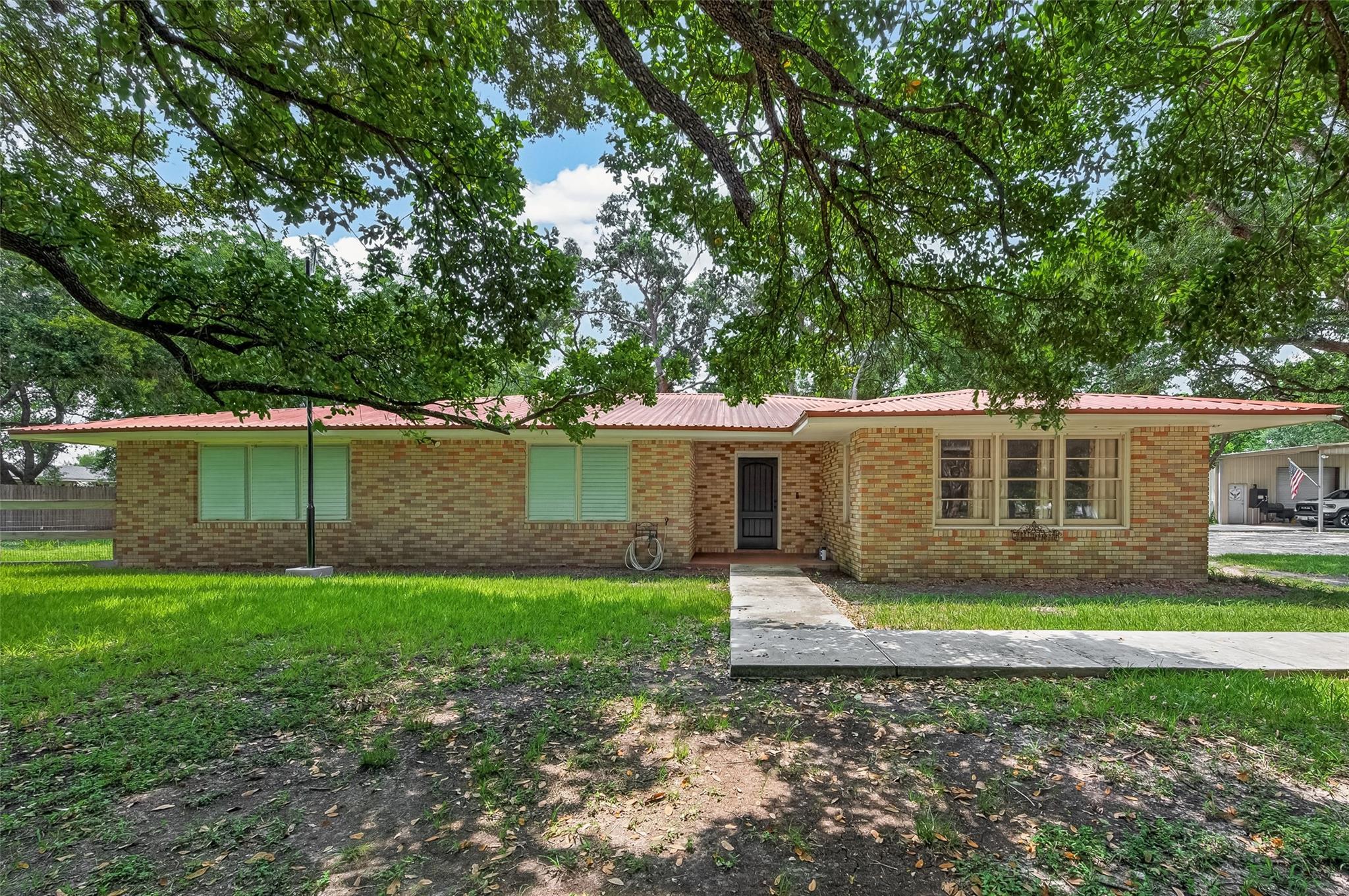 5606 Highland Road — photo