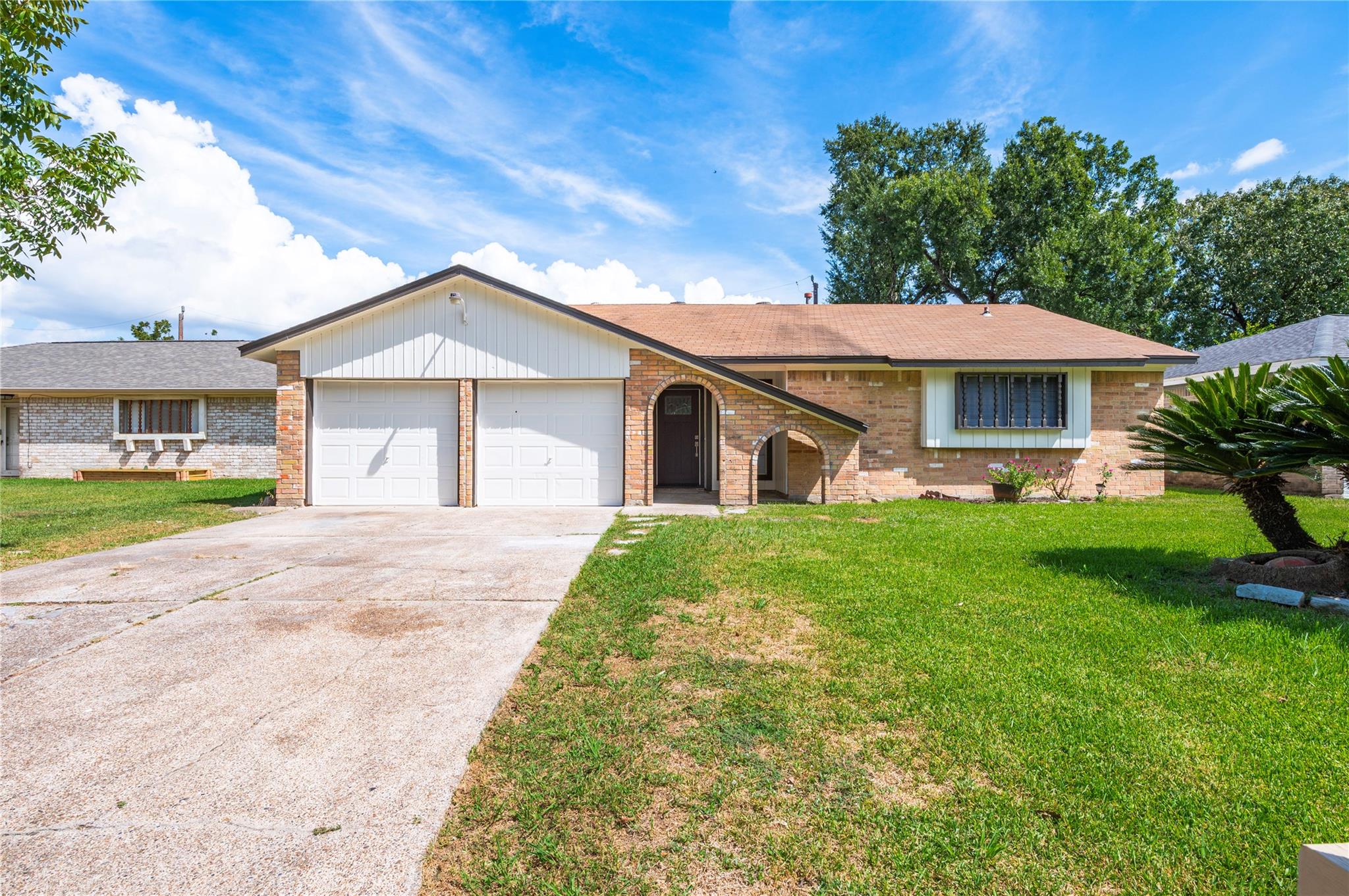 638 Bright Penny Lane — photo