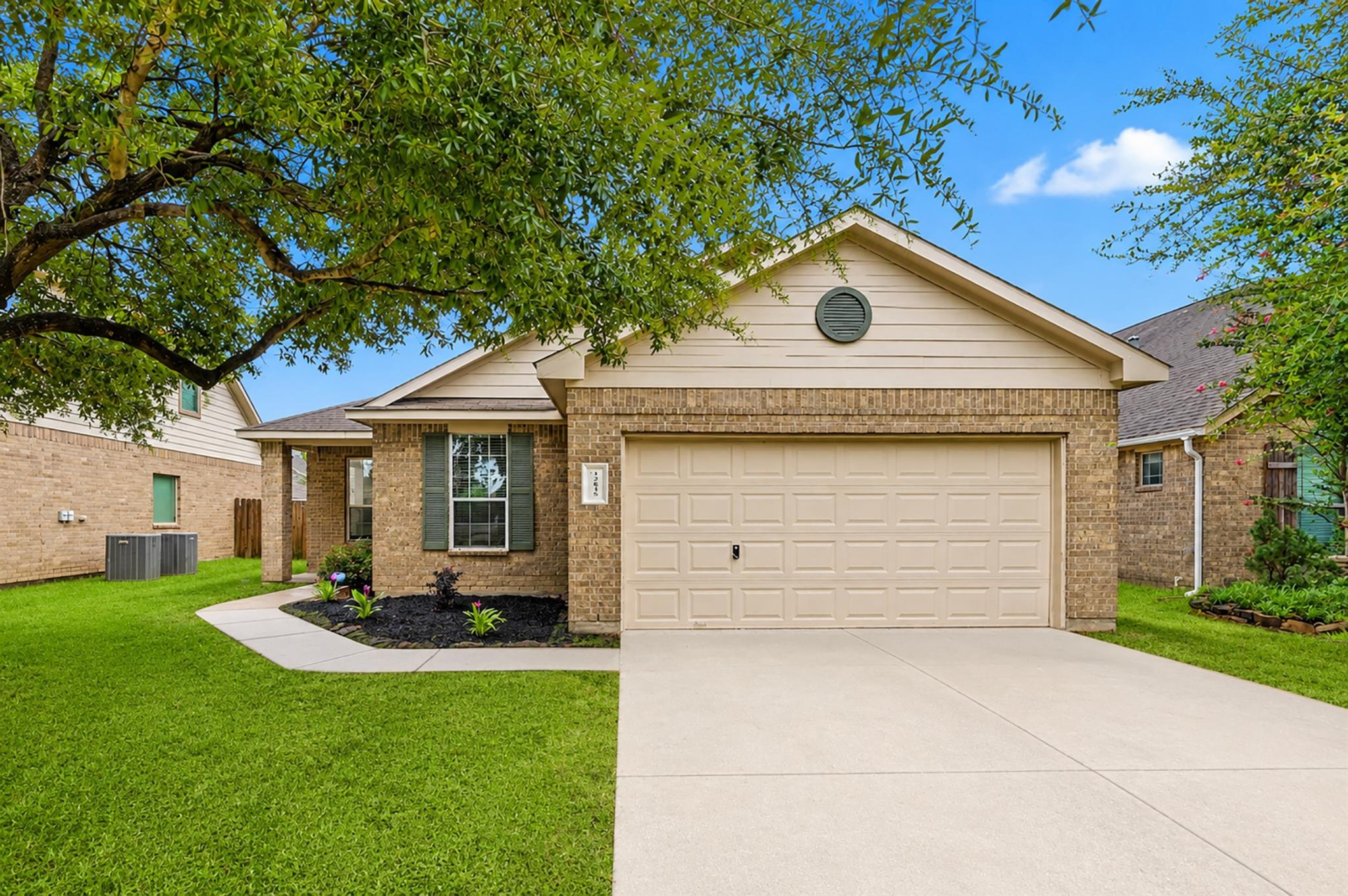 13035 Avery Ridge Lane — photo