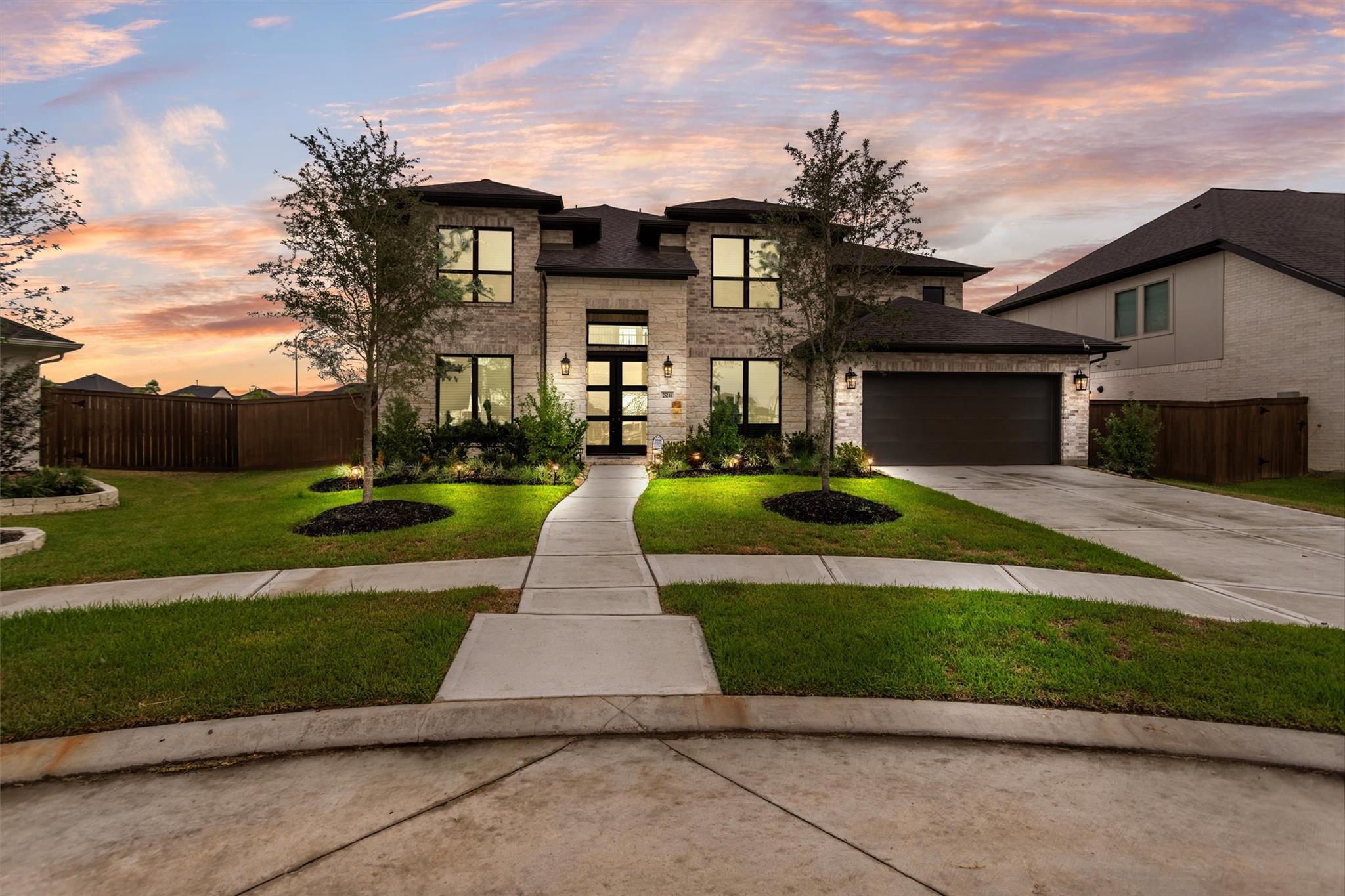 25246 Bamburgh Drive — photo