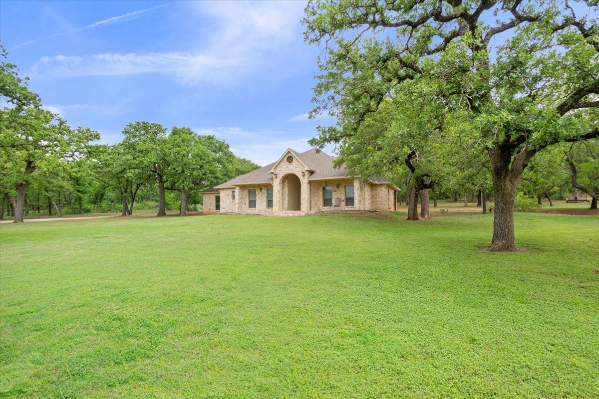 140 Oak Ridge Loop, Whitney, TX 76692 — photo 3