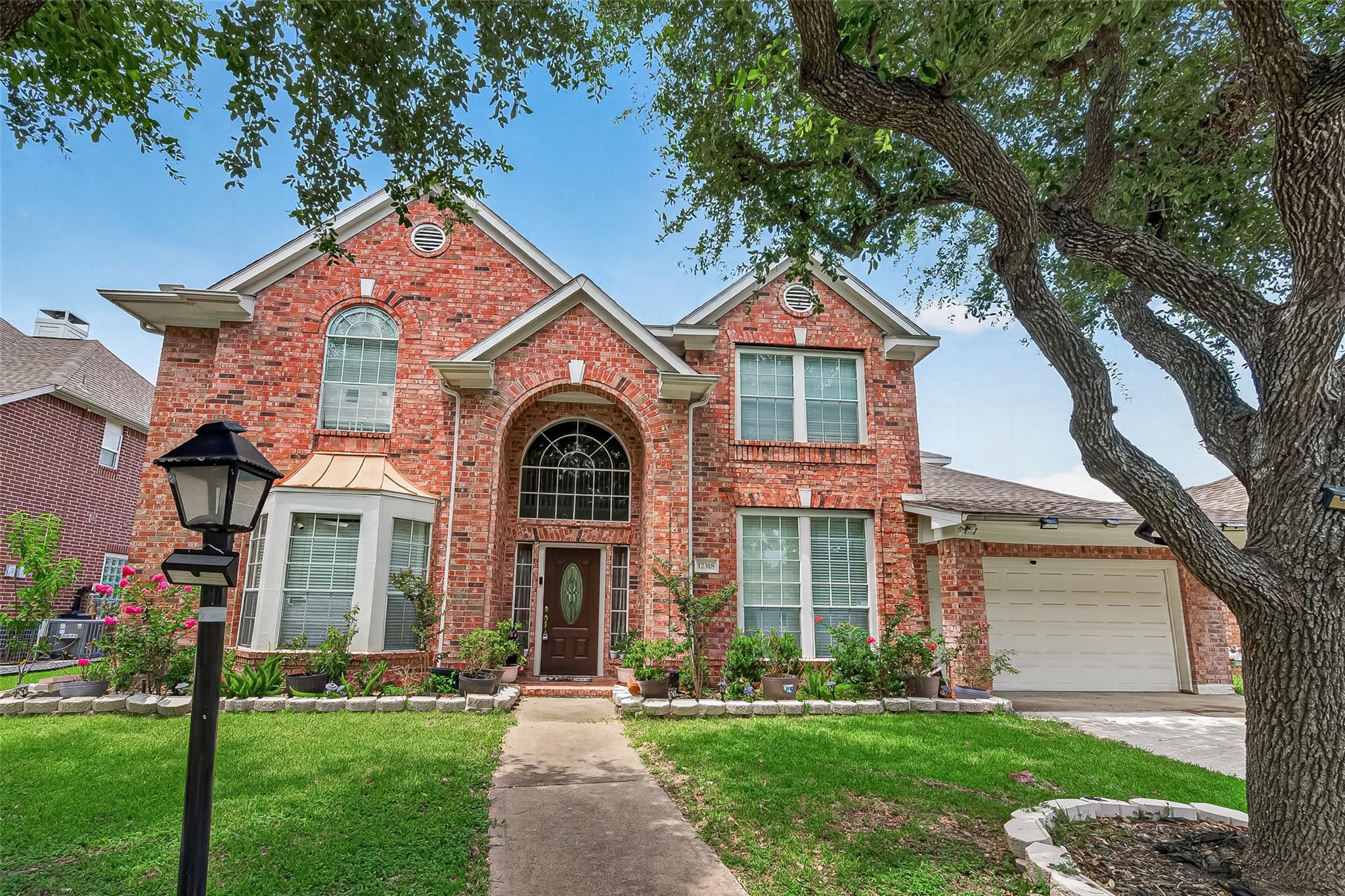 12318 Shadow Green Drive — photo