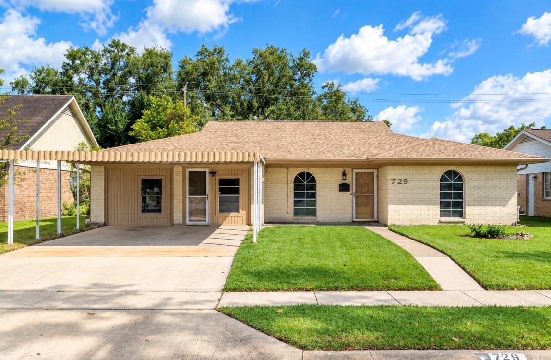 729 Arbor Drive — photo