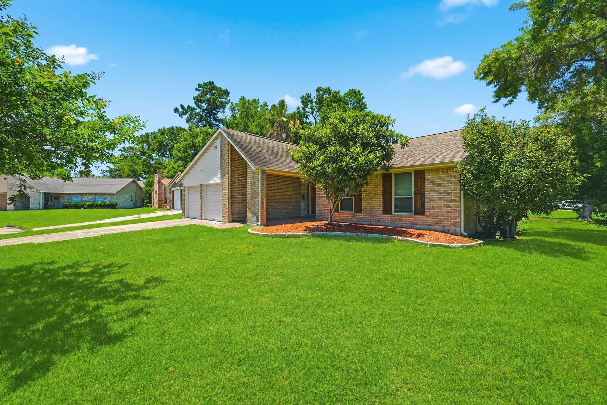 17511 Favor Bend Court — photo