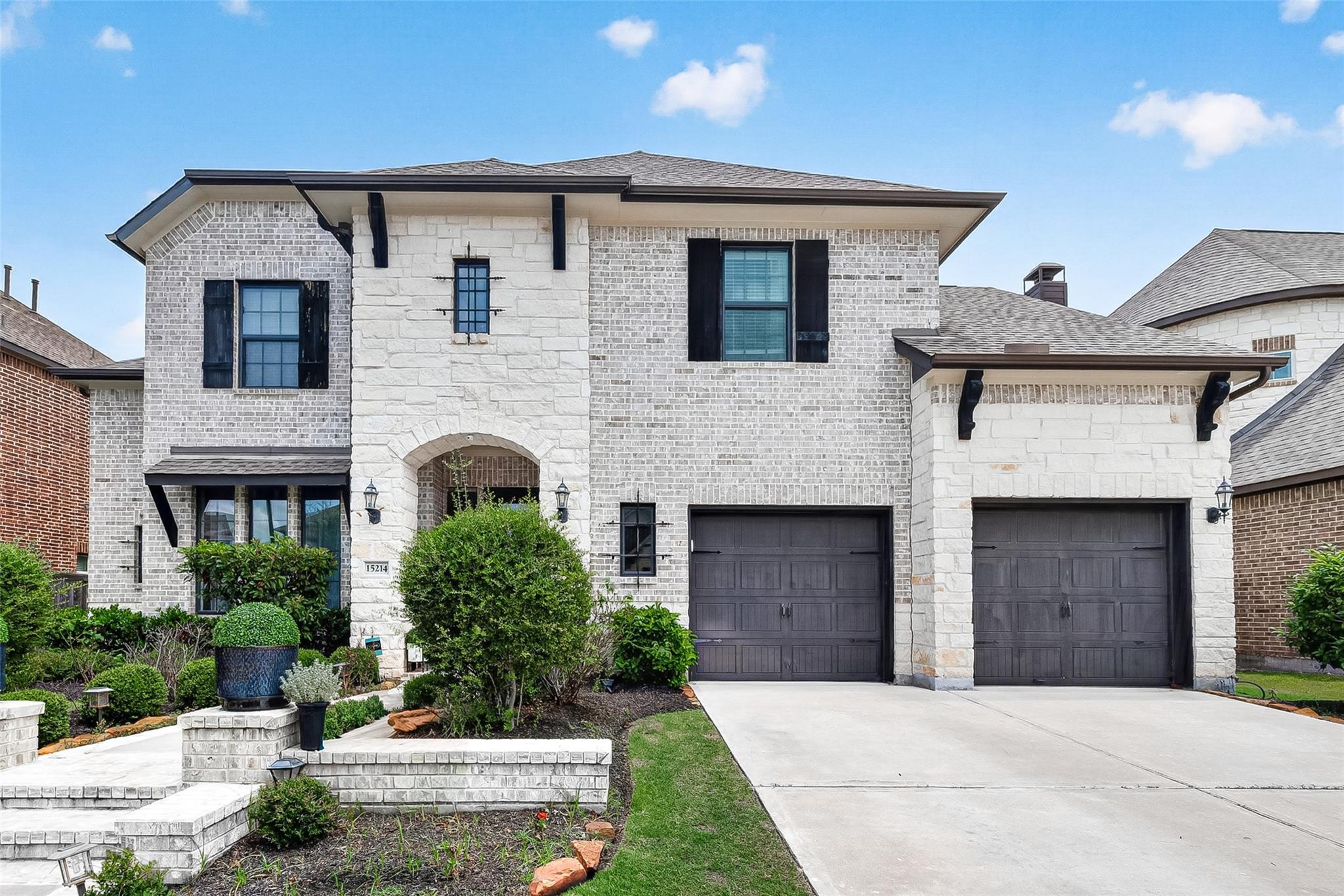 15214 Wild Plum Thicket Lane — photo