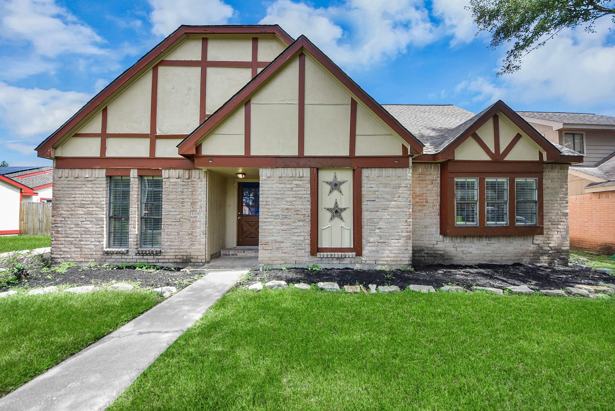 115 Squires Bend — photo