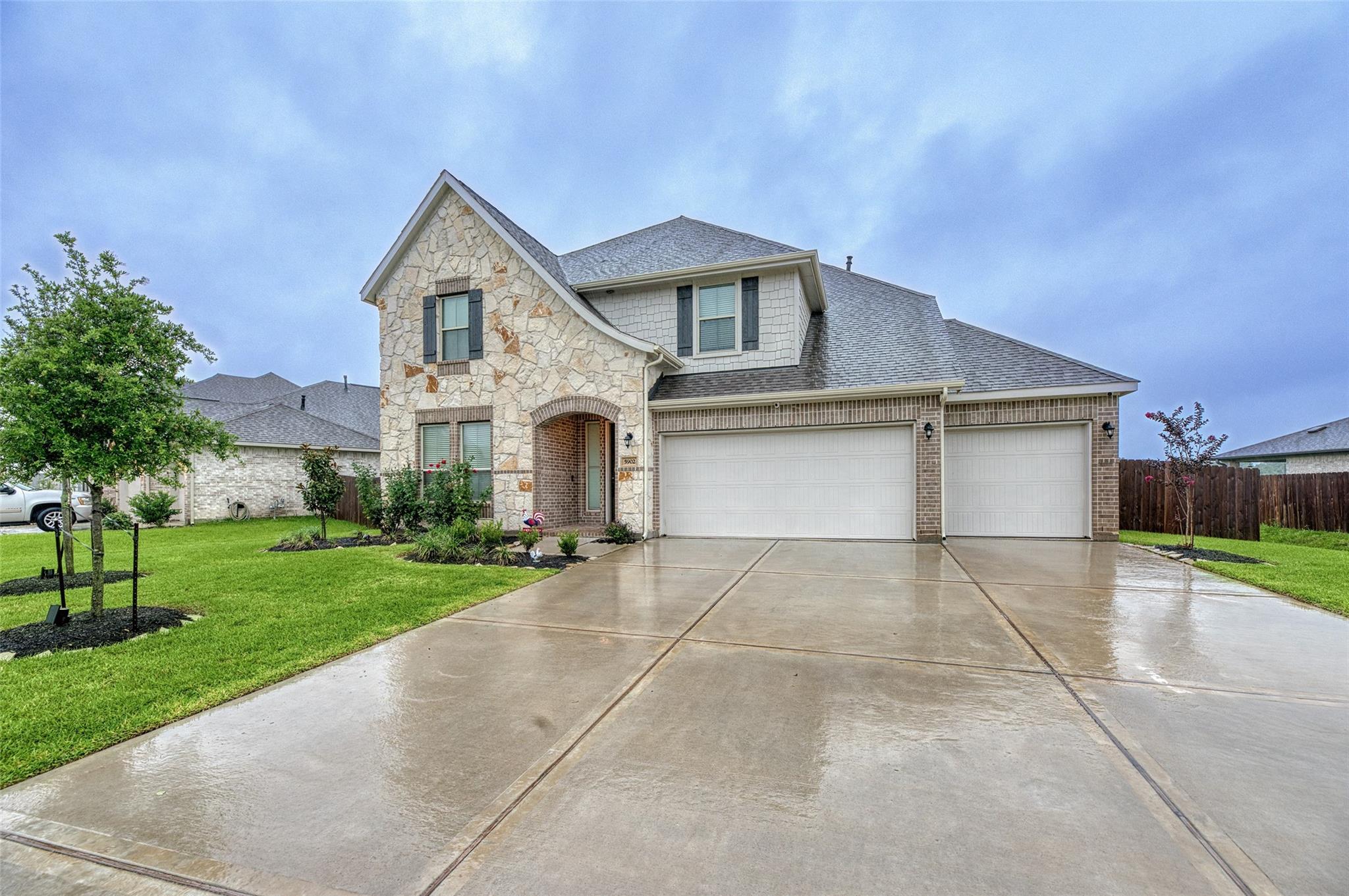 5902 Wayne Way, Rosenberg, TX 77471 — photo 2