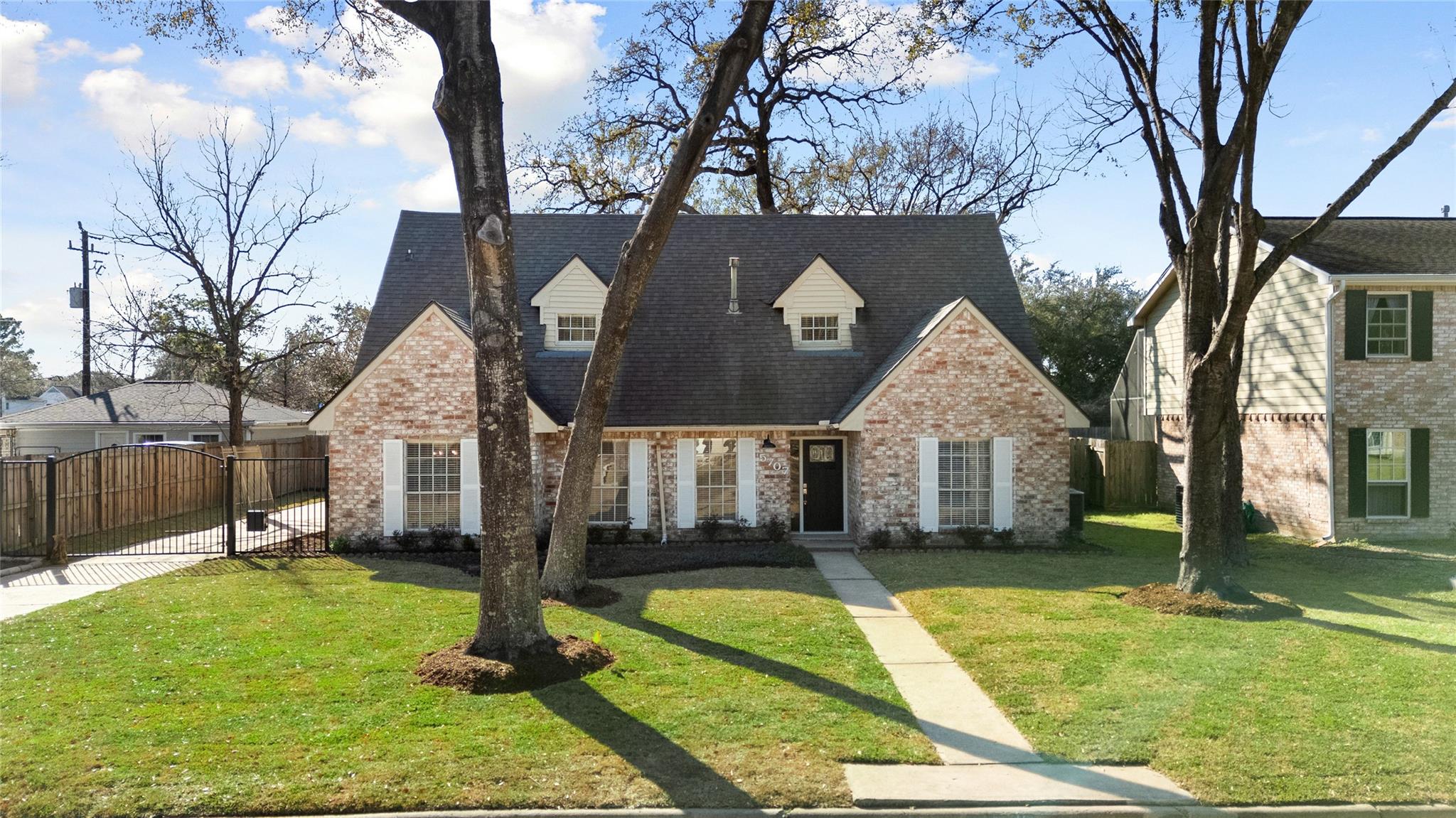 5707 Ash Oak Drive — photo