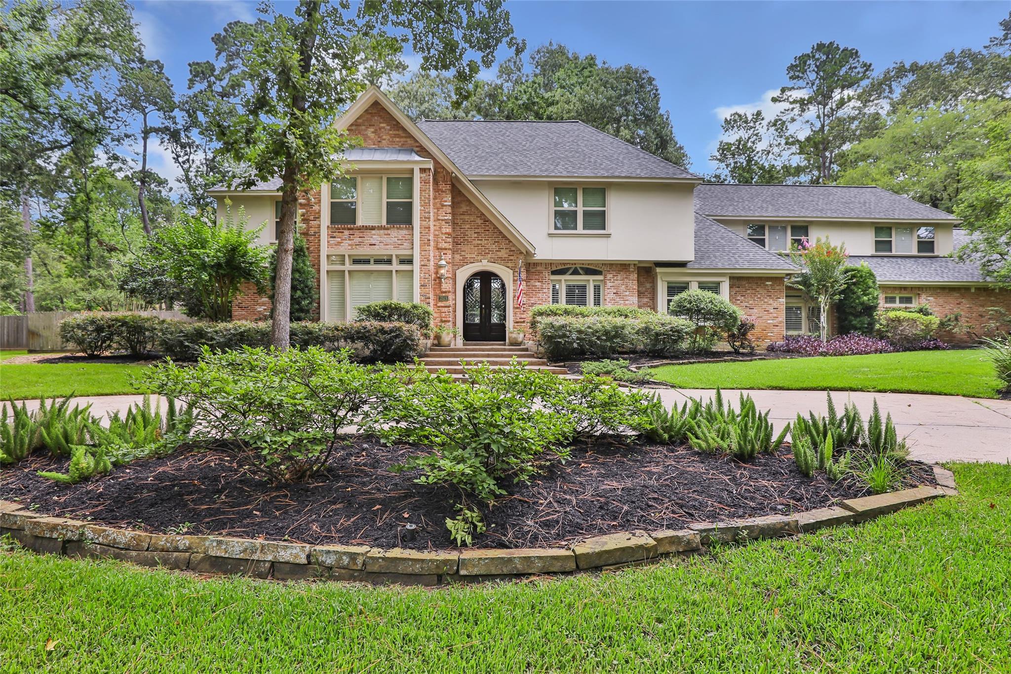 2515 Kings Forest Drive — photo
