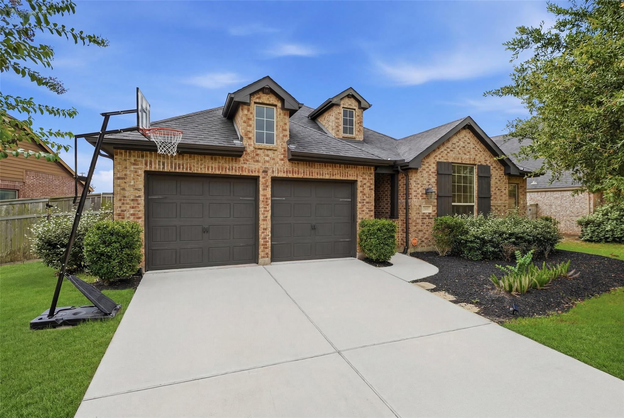 28007 Castle Park Lane — photo