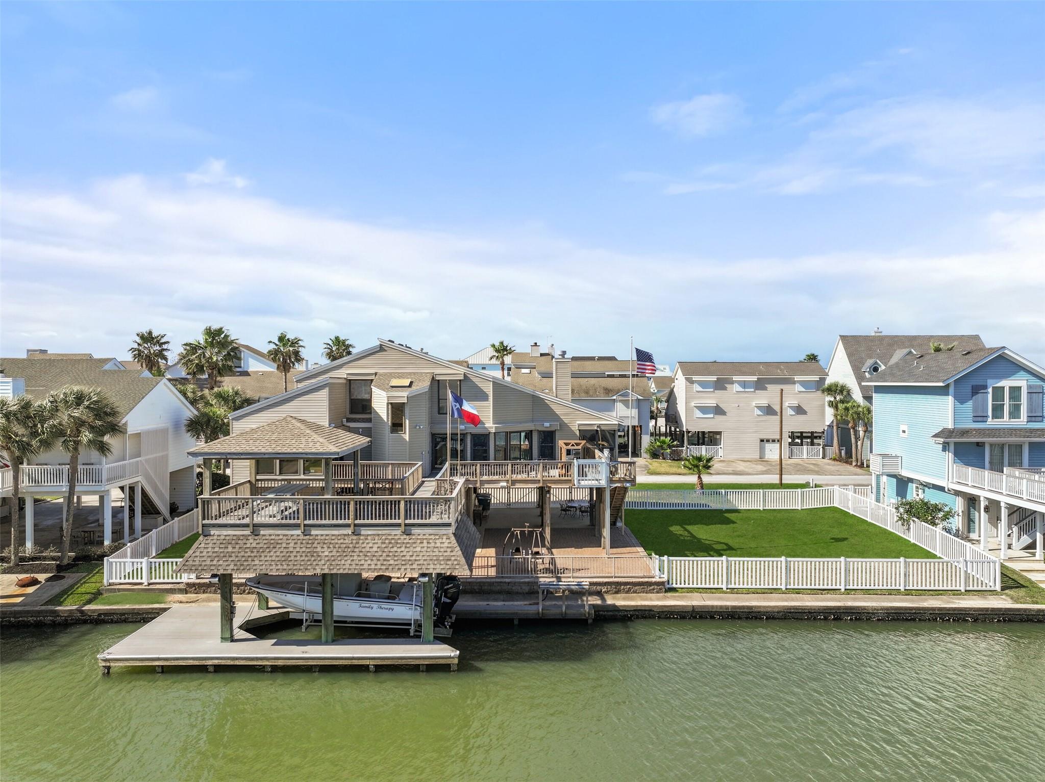 3408 Jolly Roger Circle — photo
