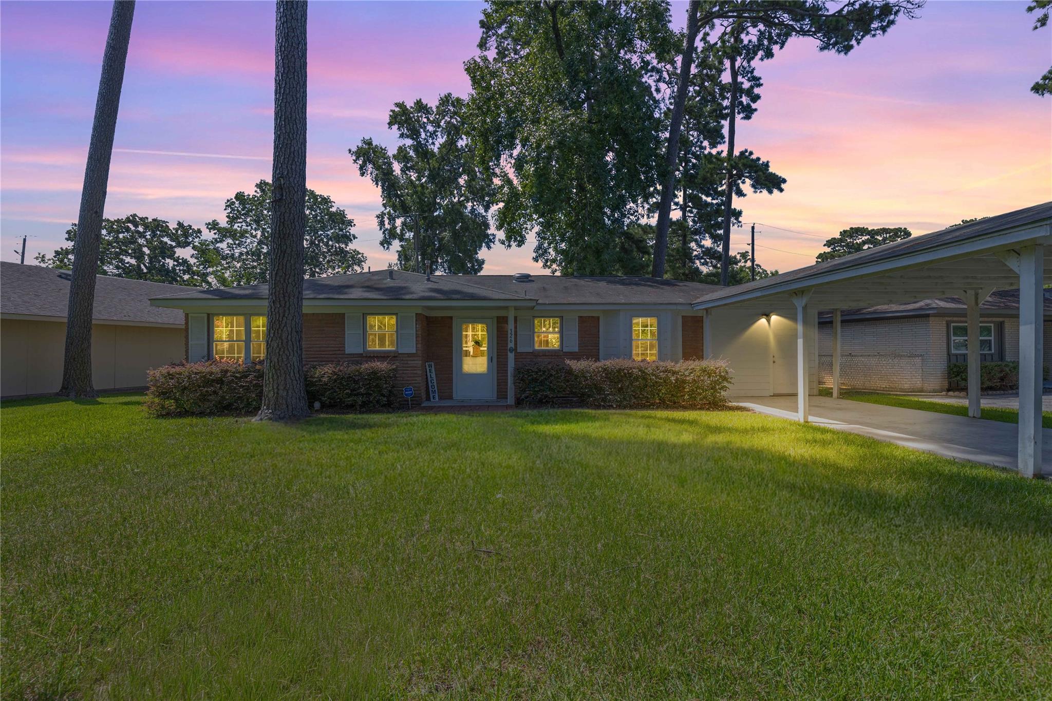 326 Broad Ripple Drive, Houston, TX 77336 — photo 2