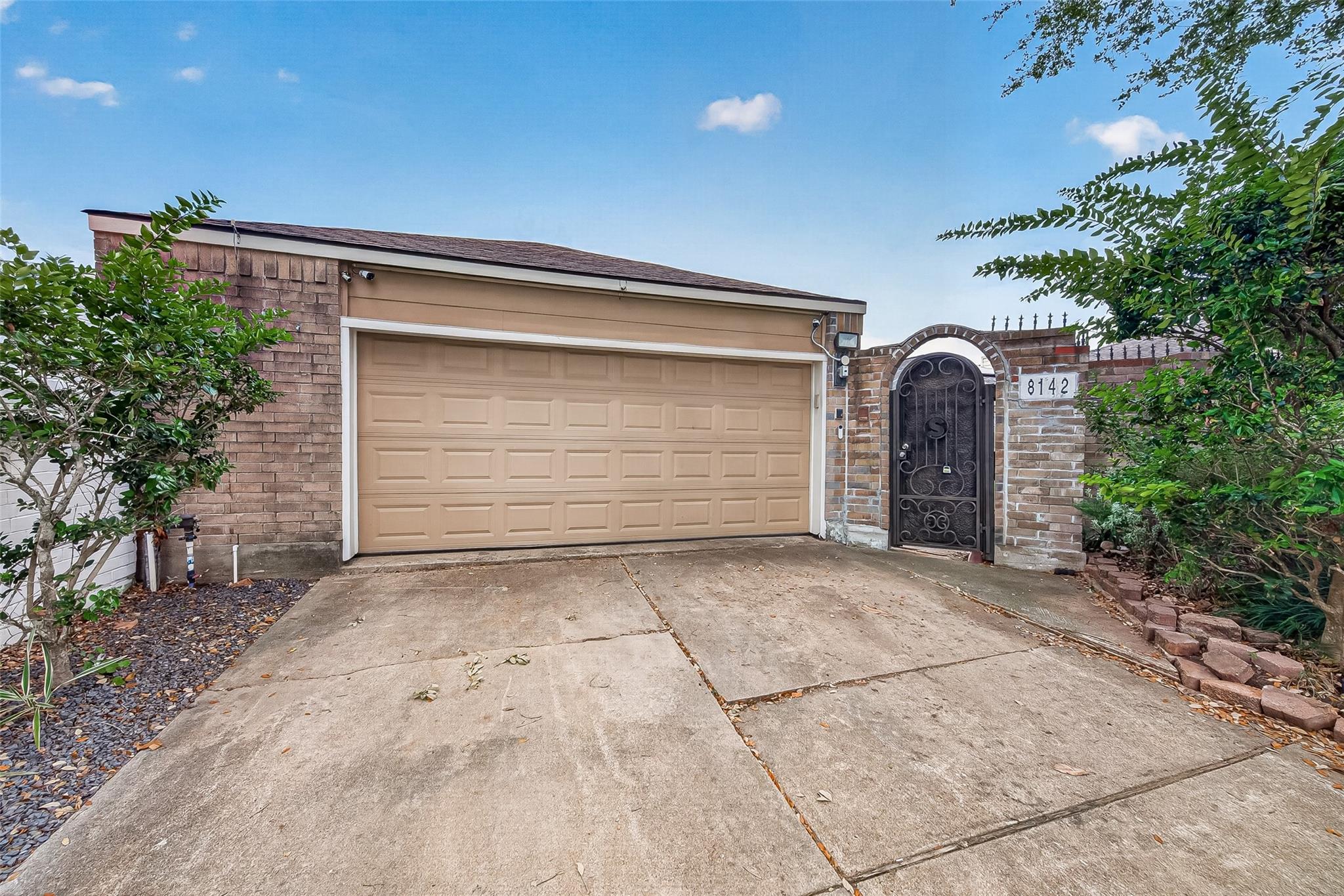 8142 Misty Ridge Lane — photo