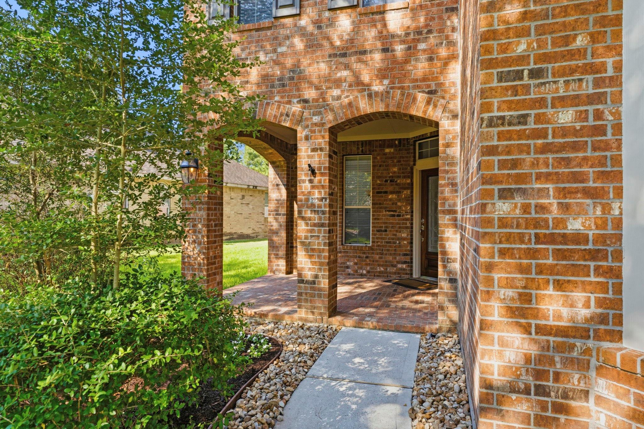 3 Bonwick Court, The Woodlands, TX 77382 — photo 2