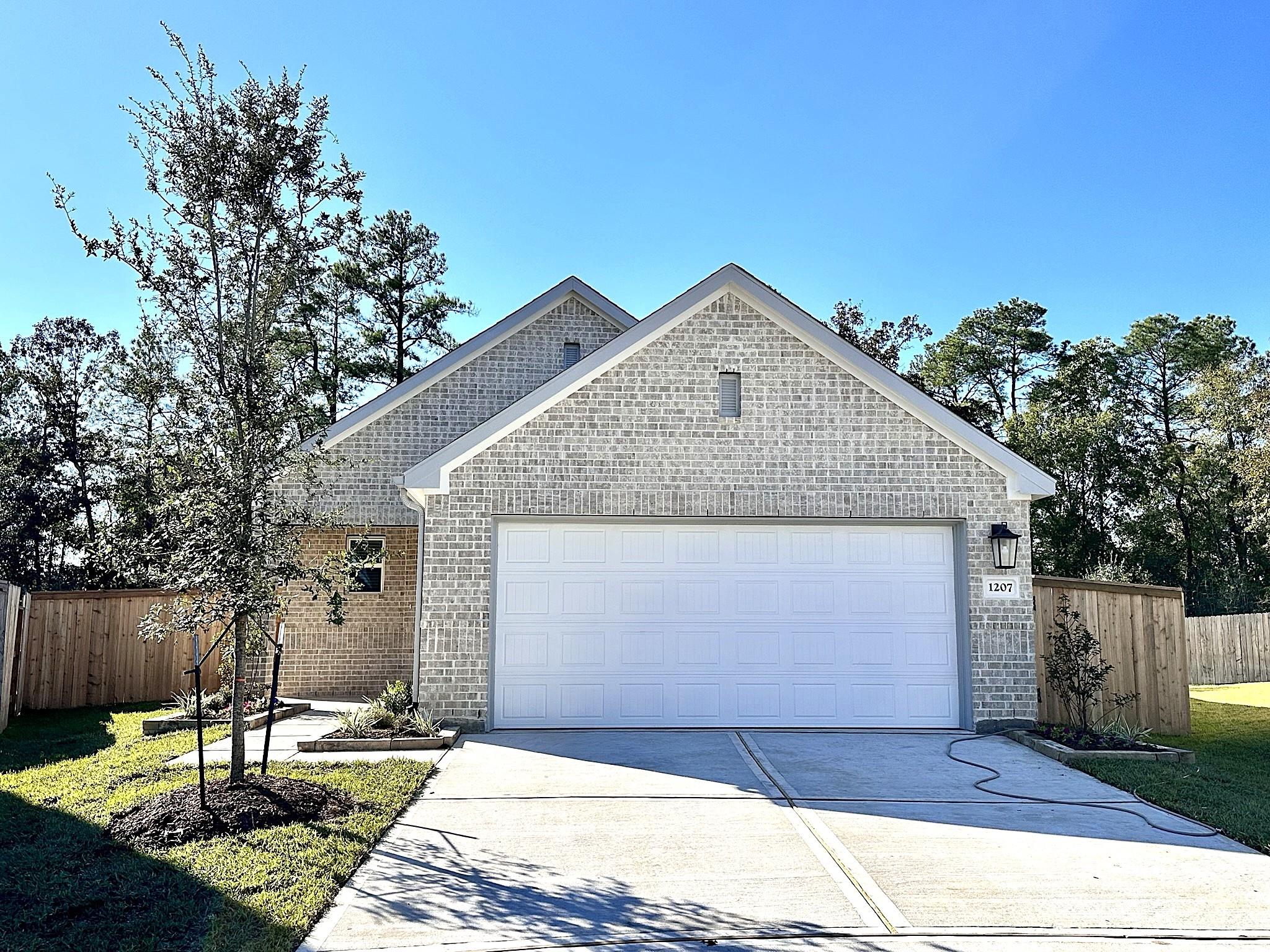 1207 Tessa Forest Court — photo