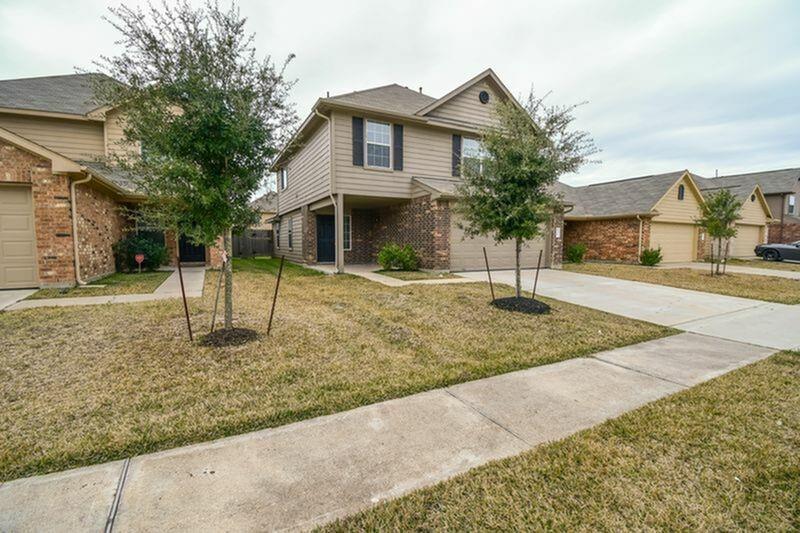 5819 Kyle Cove — photo