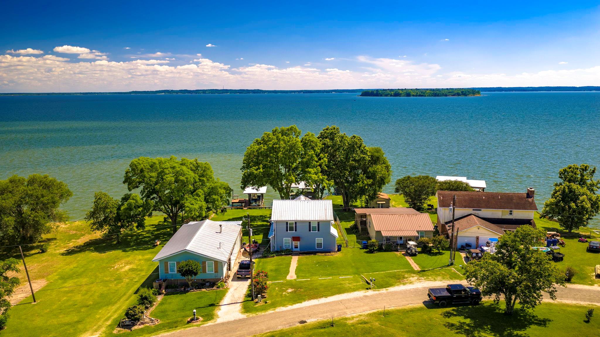 536 Weavers Cove — photo