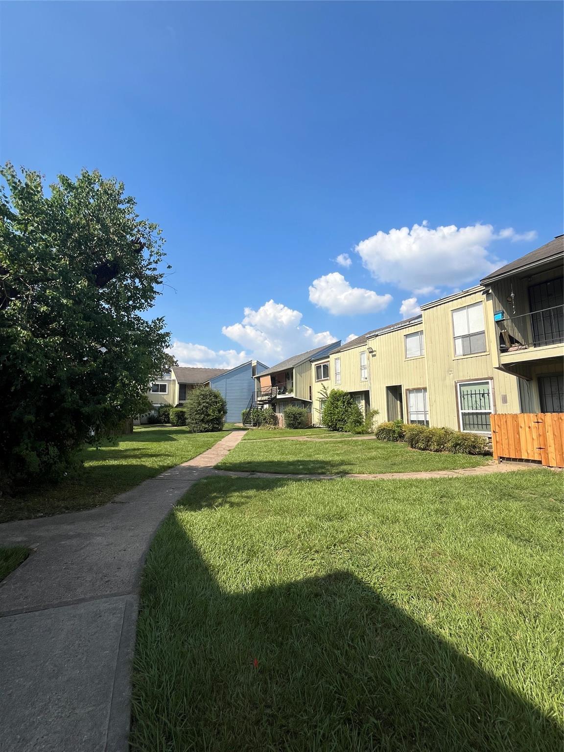 5625 Antoine Drive #1212 — photo
