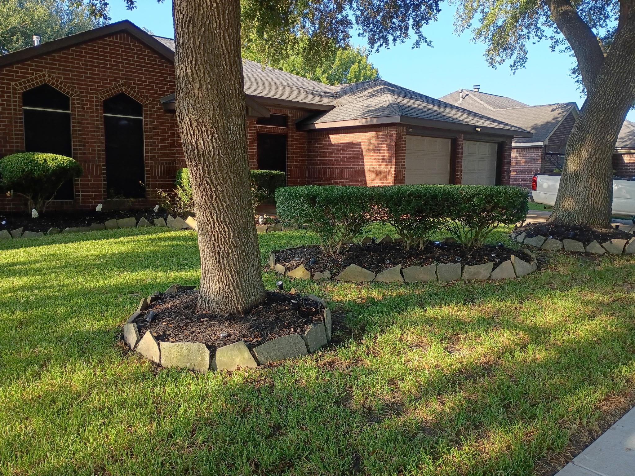 5202 Valley View Drive — photo