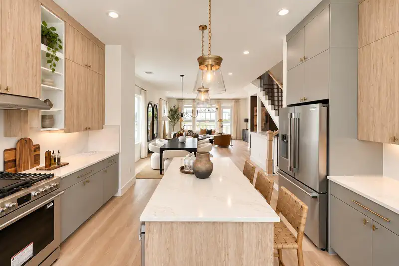 511 Hillwood Heights Drive — photo
